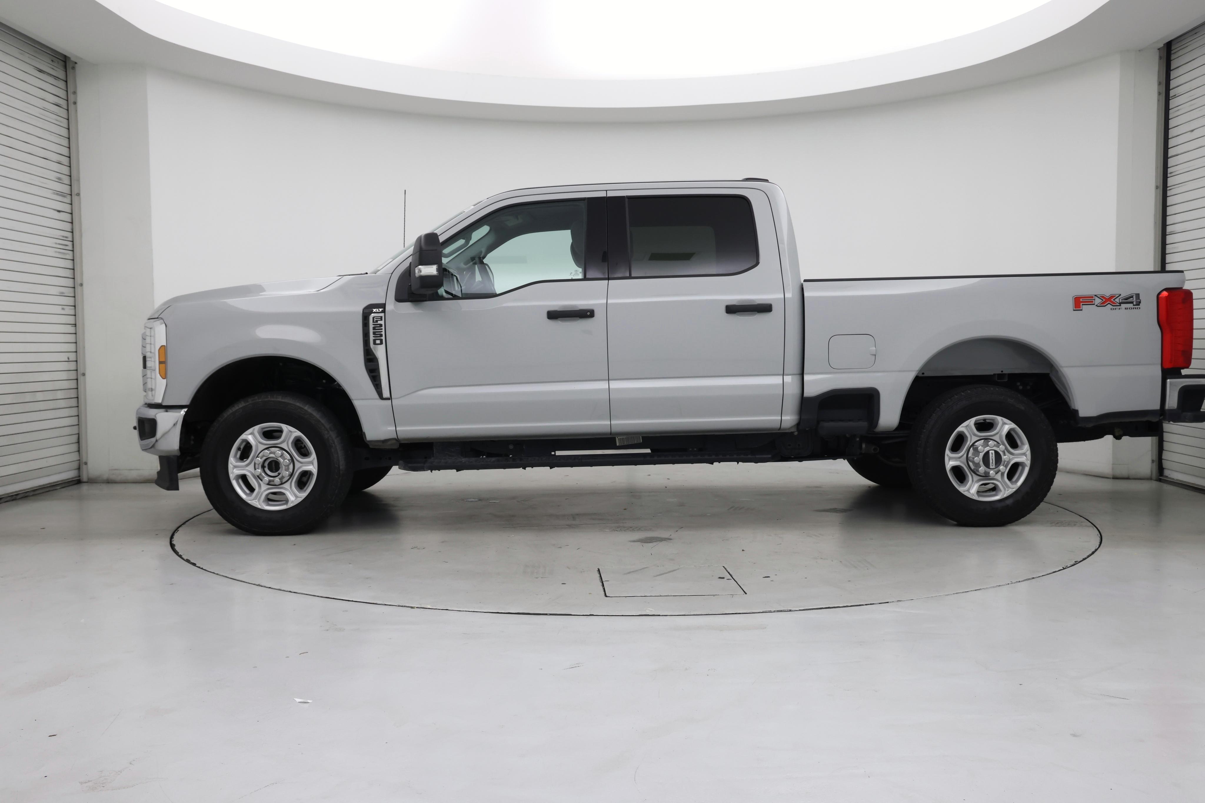 Thumbnail: 2025 Ford F-250 - 3