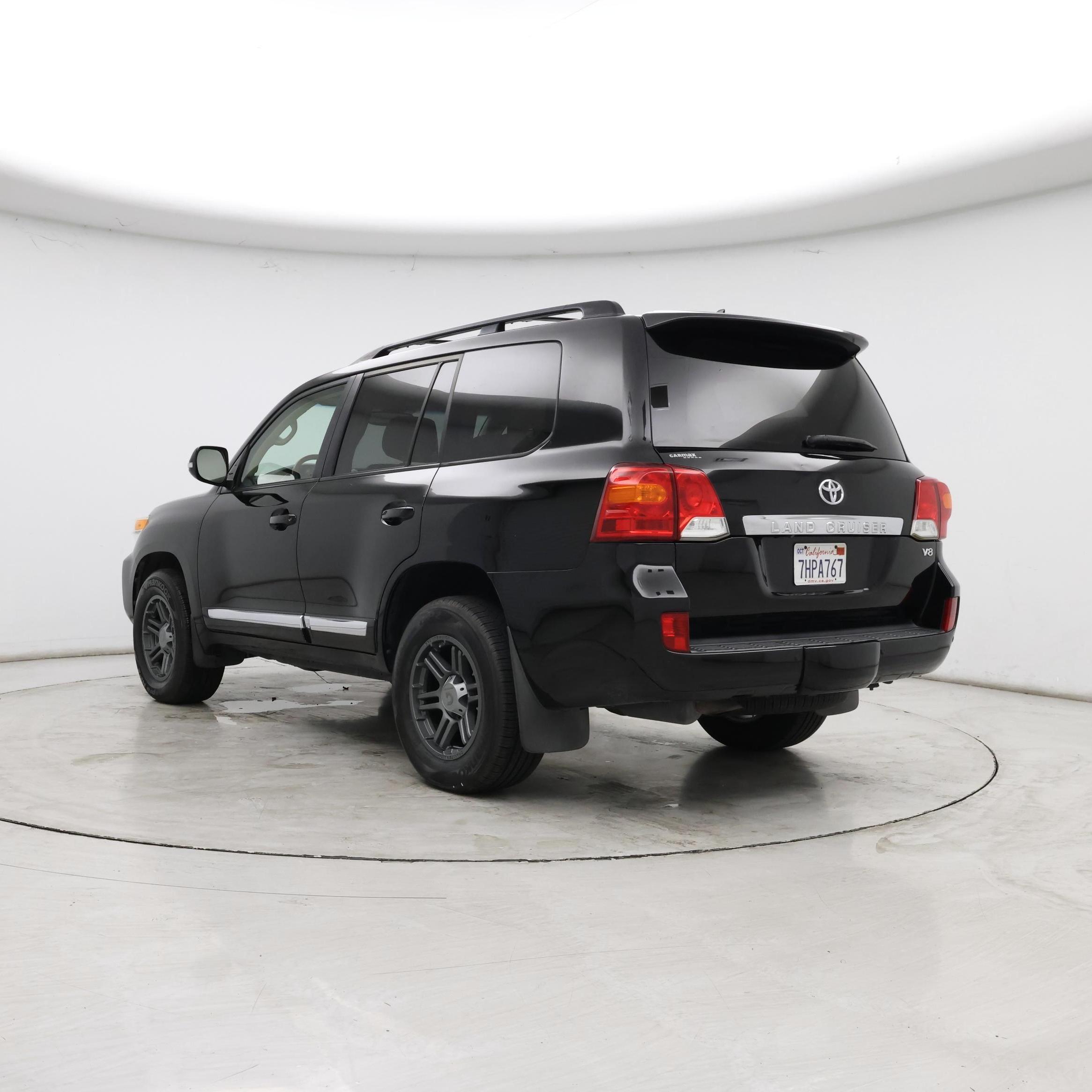 Thumbnail: 2014 Toyota Land Cruiser - 2