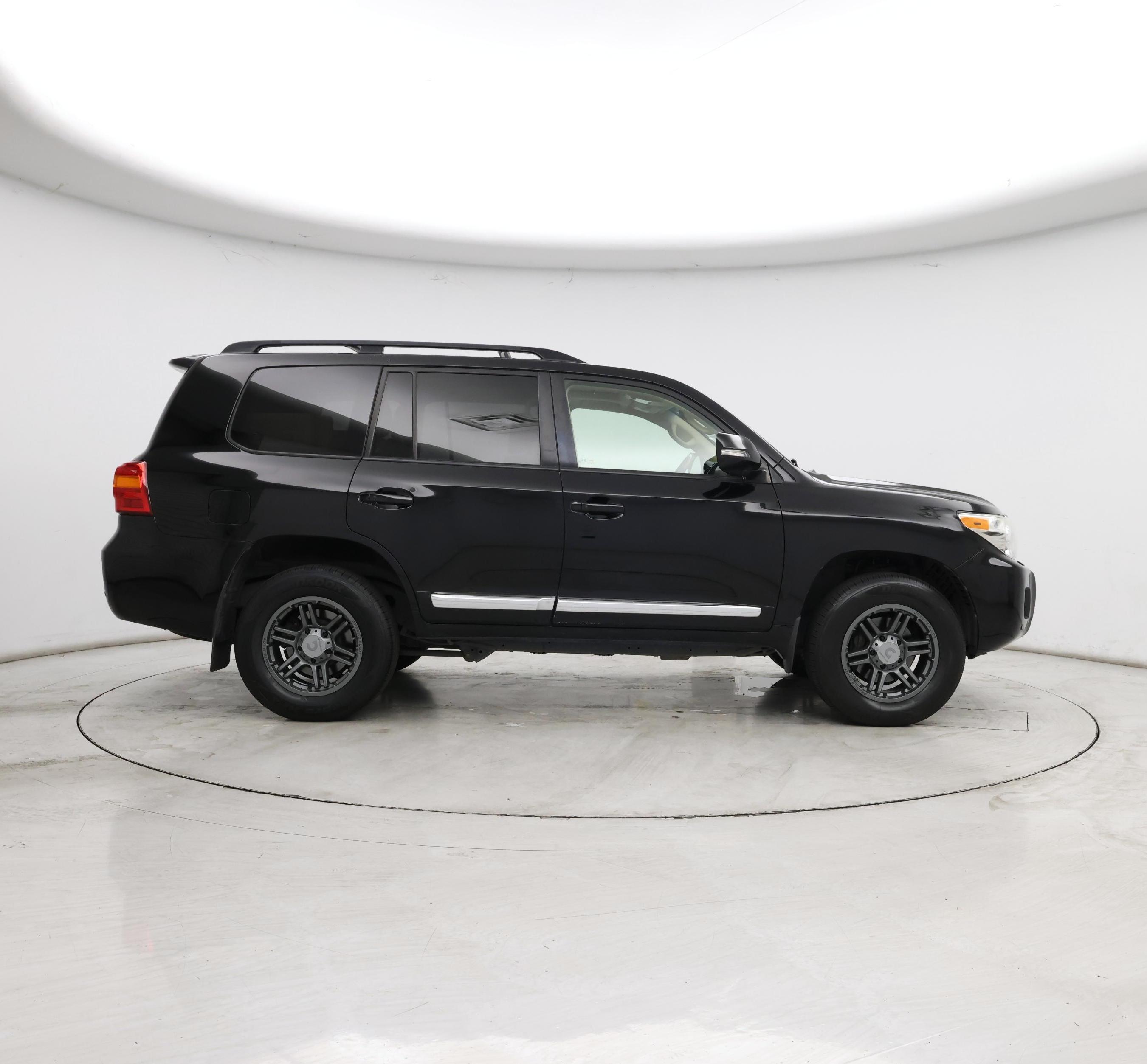 Thumbnail: 2014 Toyota Land Cruiser - 7