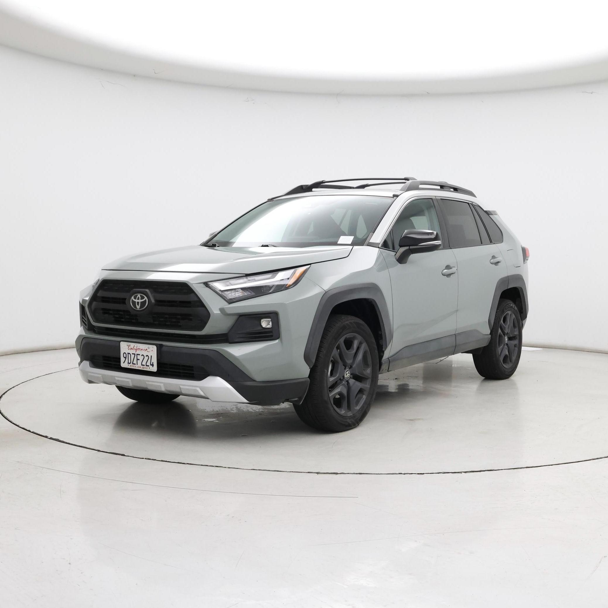 Thumbnail: 2023 Toyota RAV4 - 4