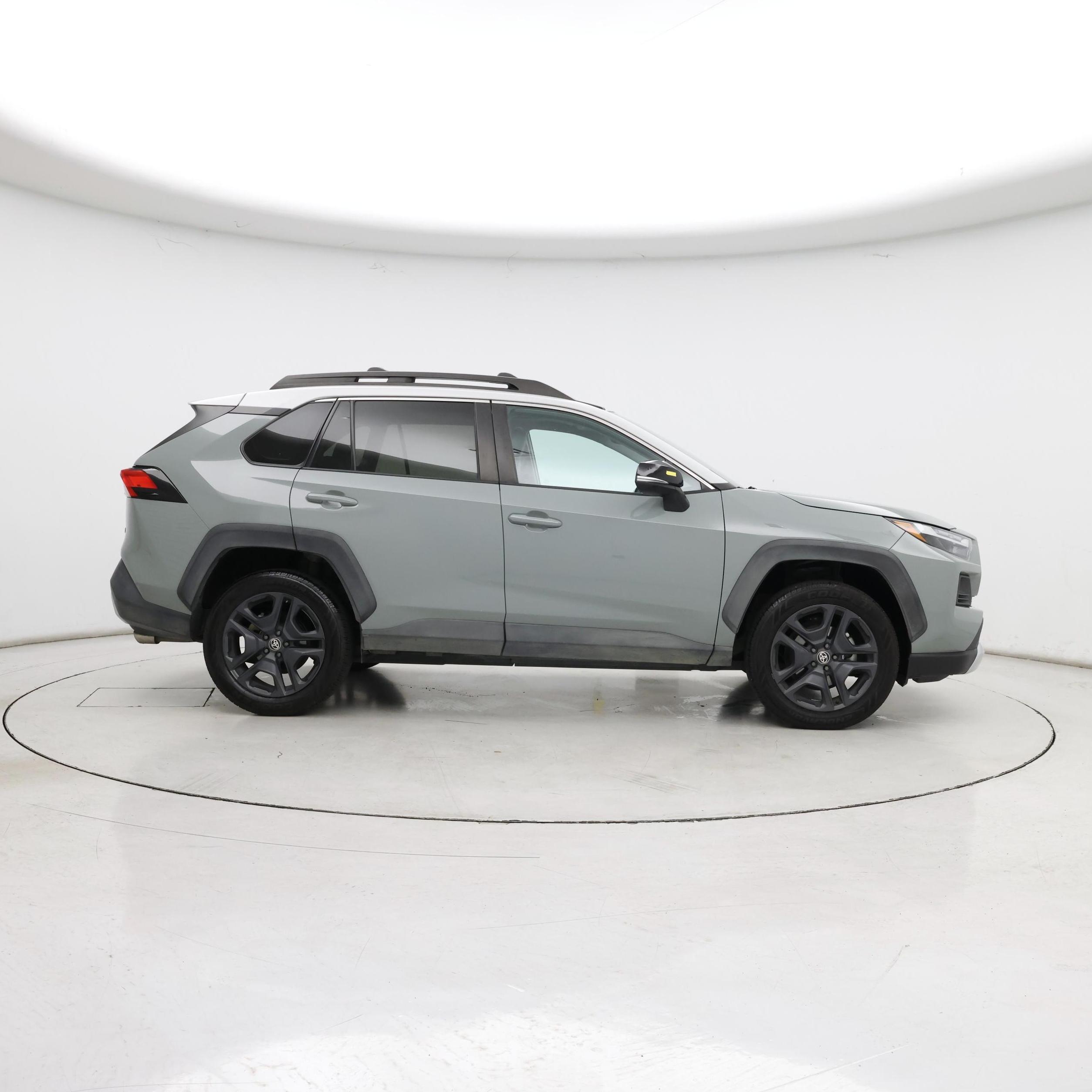 Thumbnail: 2023 Toyota RAV4 - 7