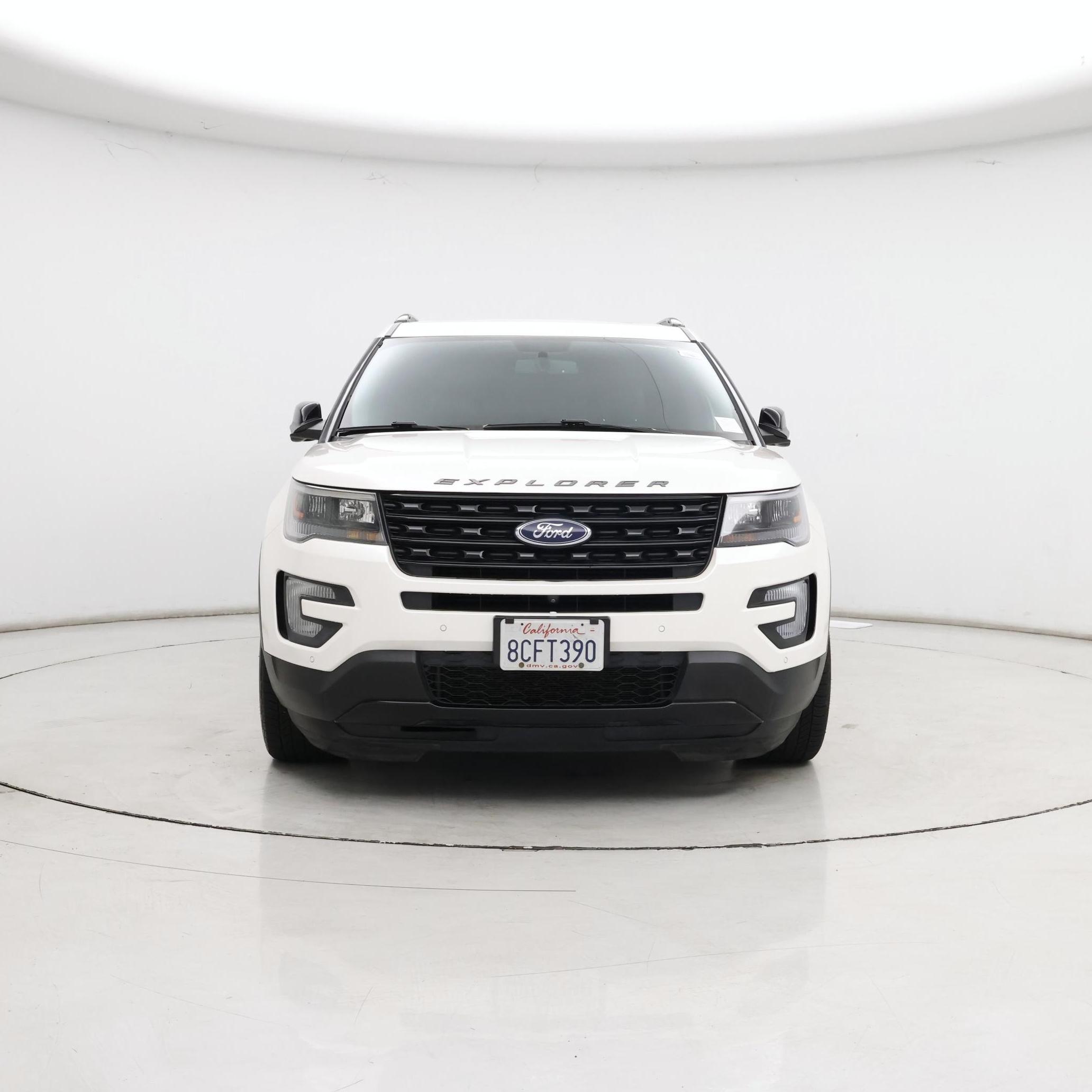 Thumbnail: 2017 Ford Explorer - 5