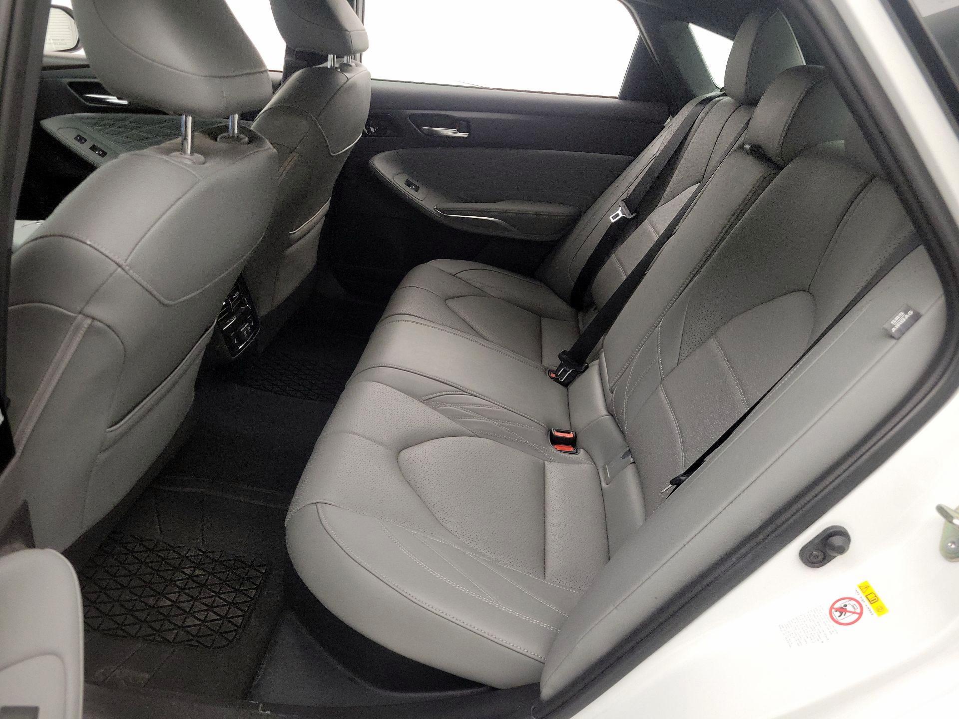 Thumbnail: 2019 Toyota Avalon - 20