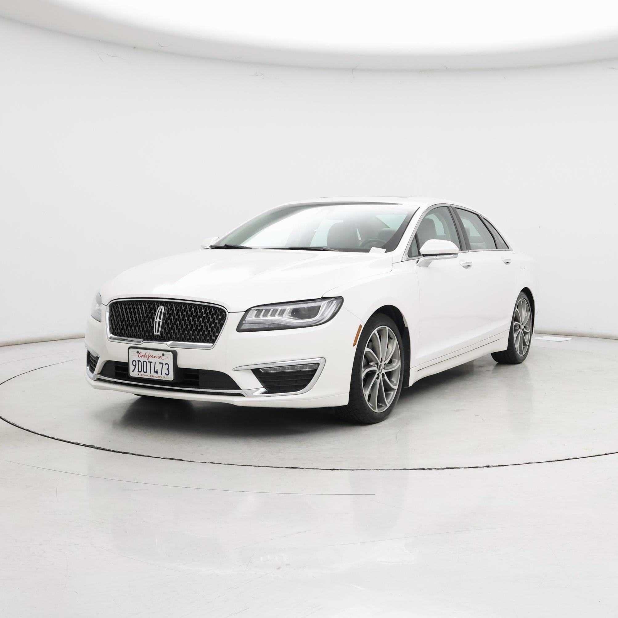 Thumbnail: 2019 Lincoln MKZ - 4