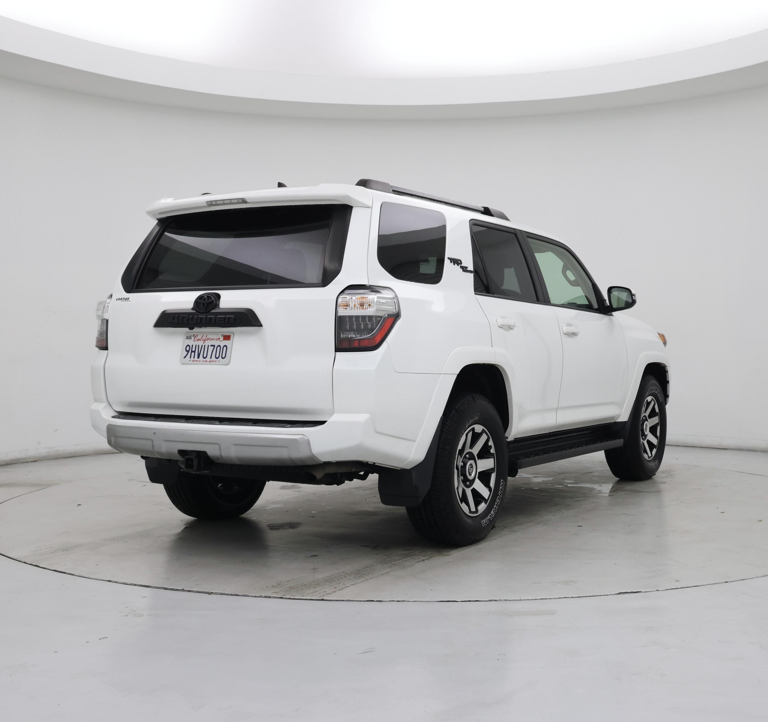Thumbnail: 2023 Toyota 4Runner - 8