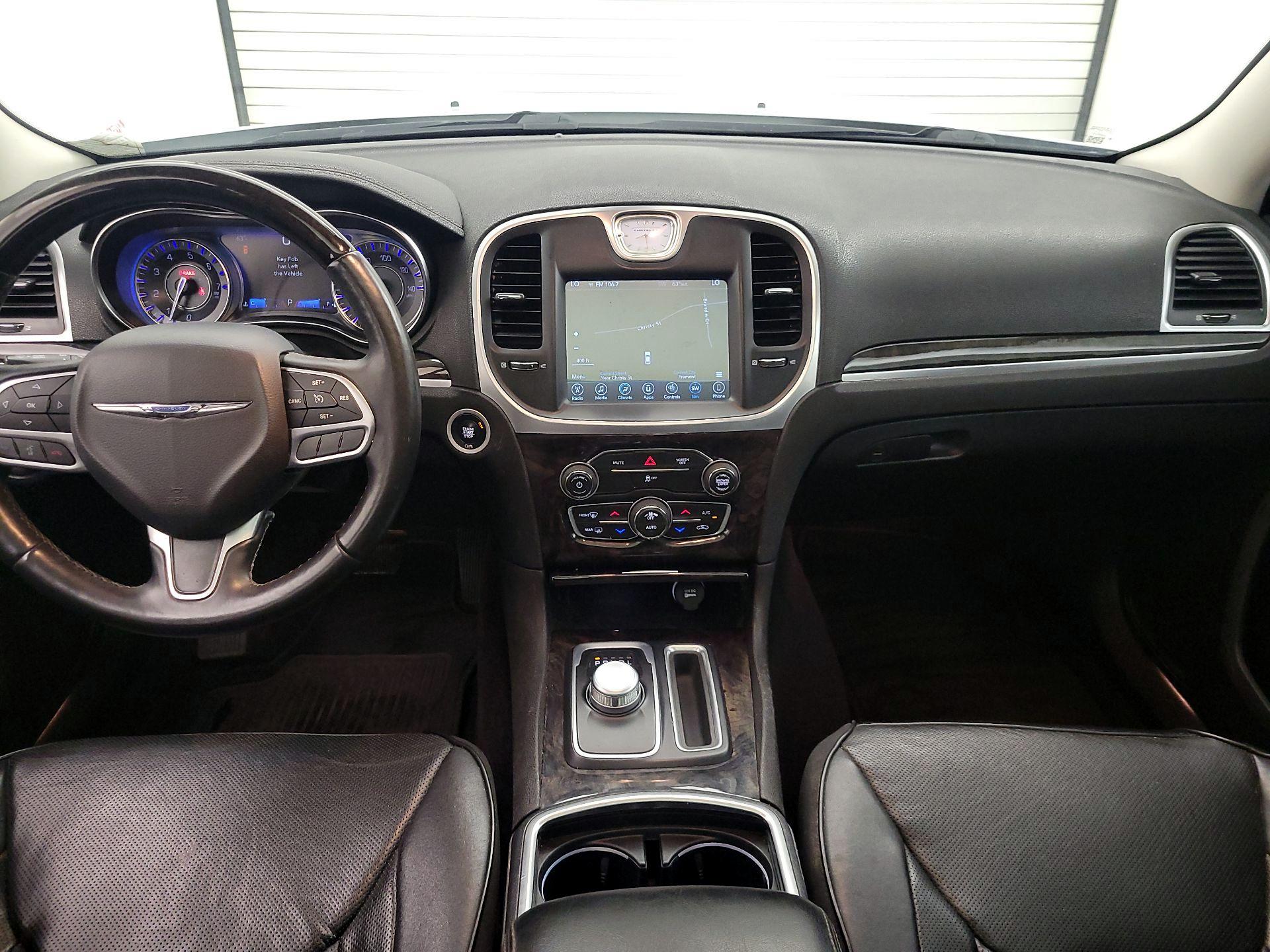 Thumbnail: 2017 Chrysler 300 - 9