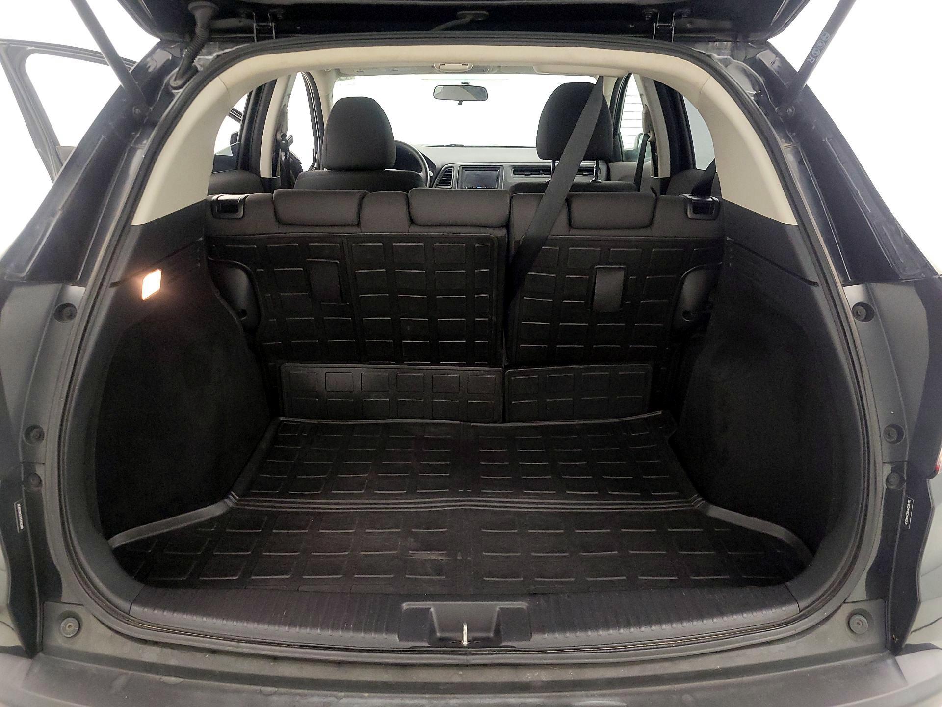 Thumbnail: 2019 Honda HR-V - 20