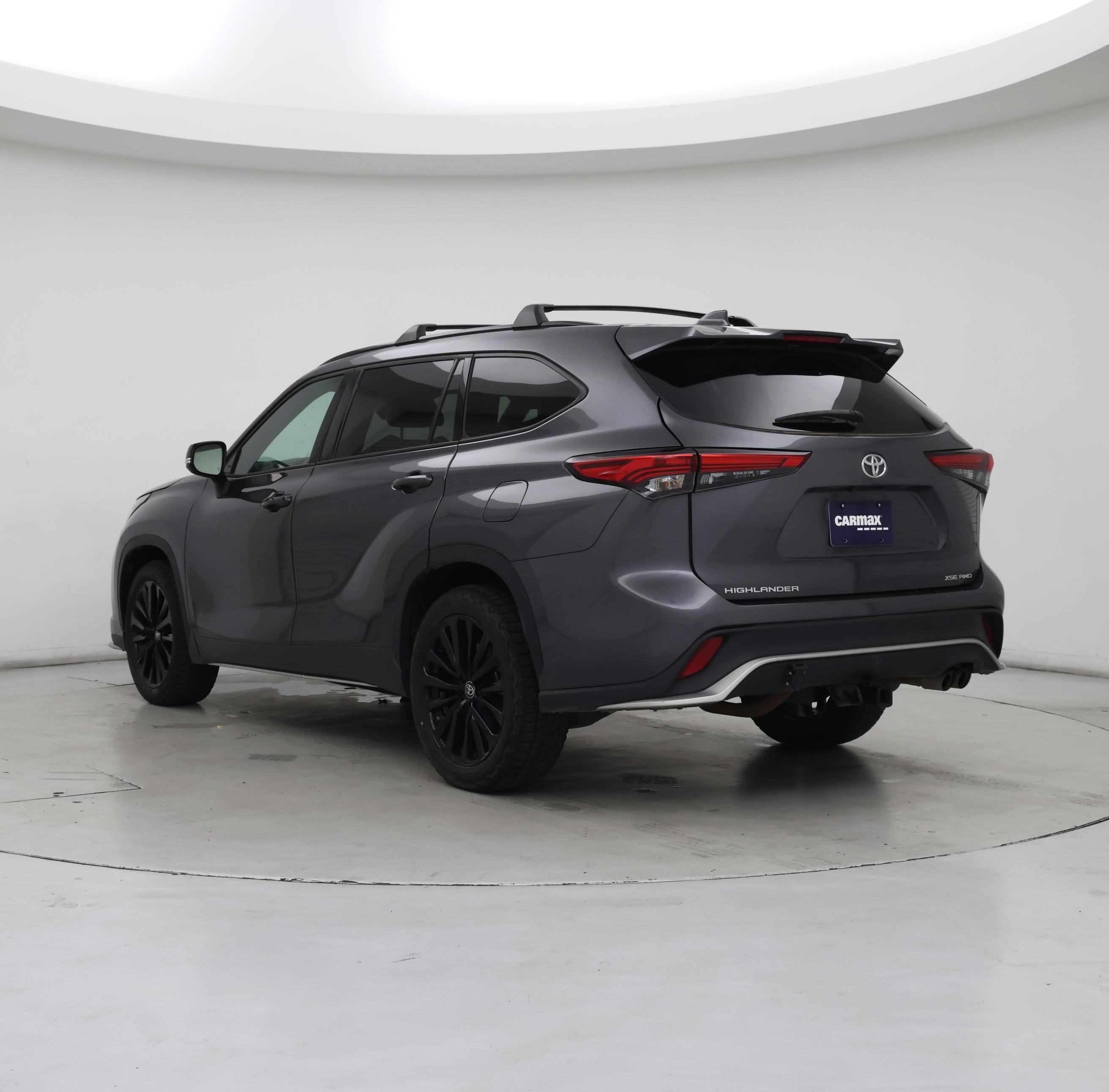 Thumbnail: 2023 Toyota Highlander - 2