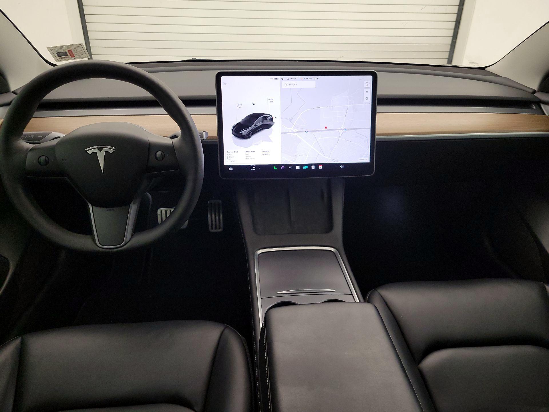 Thumbnail: 2023 Tesla Model 3 - 9