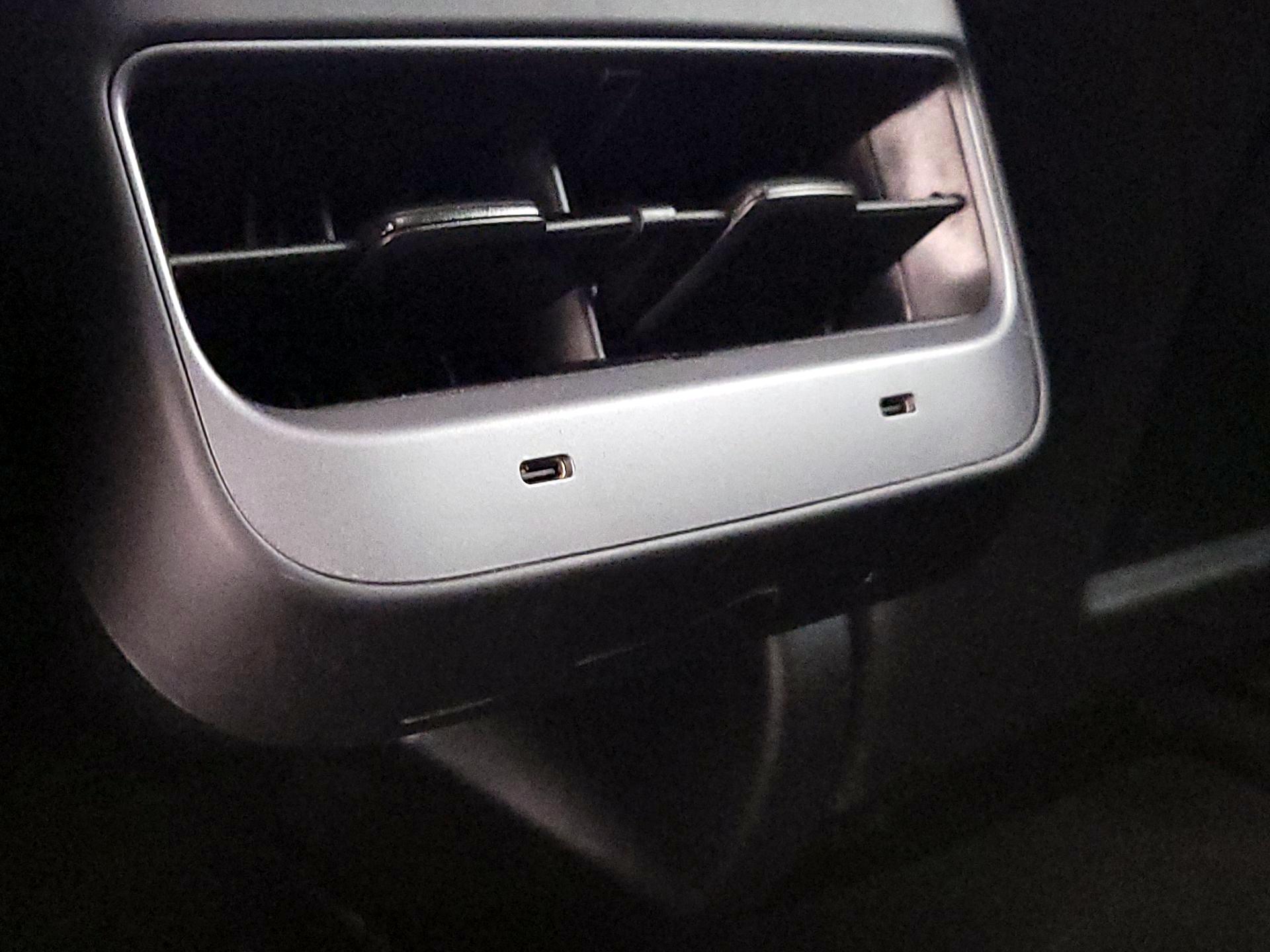 Thumbnail: 2023 Tesla Model 3 - 18