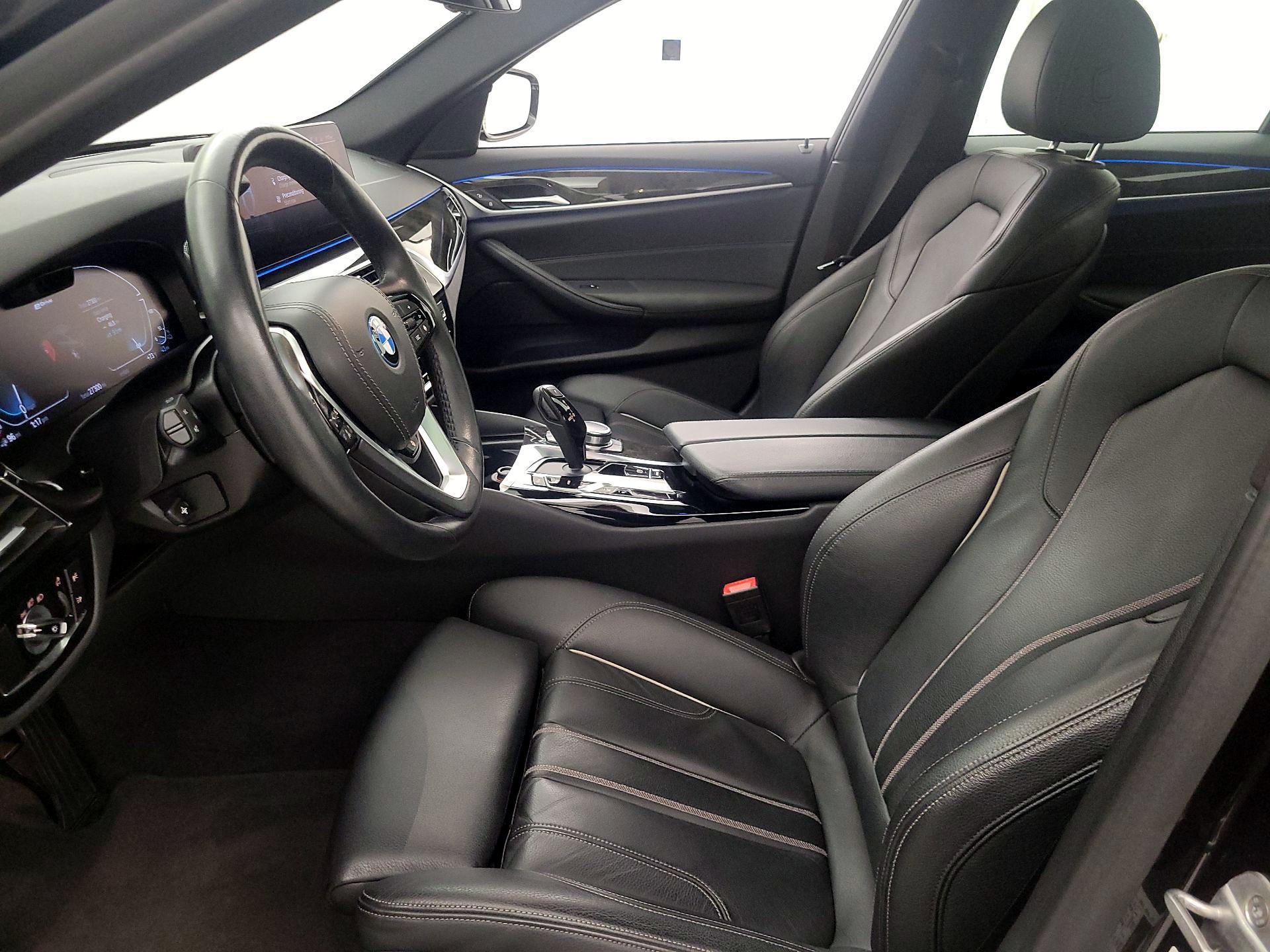 Thumbnail: 2022 BMW 5 Series - 11