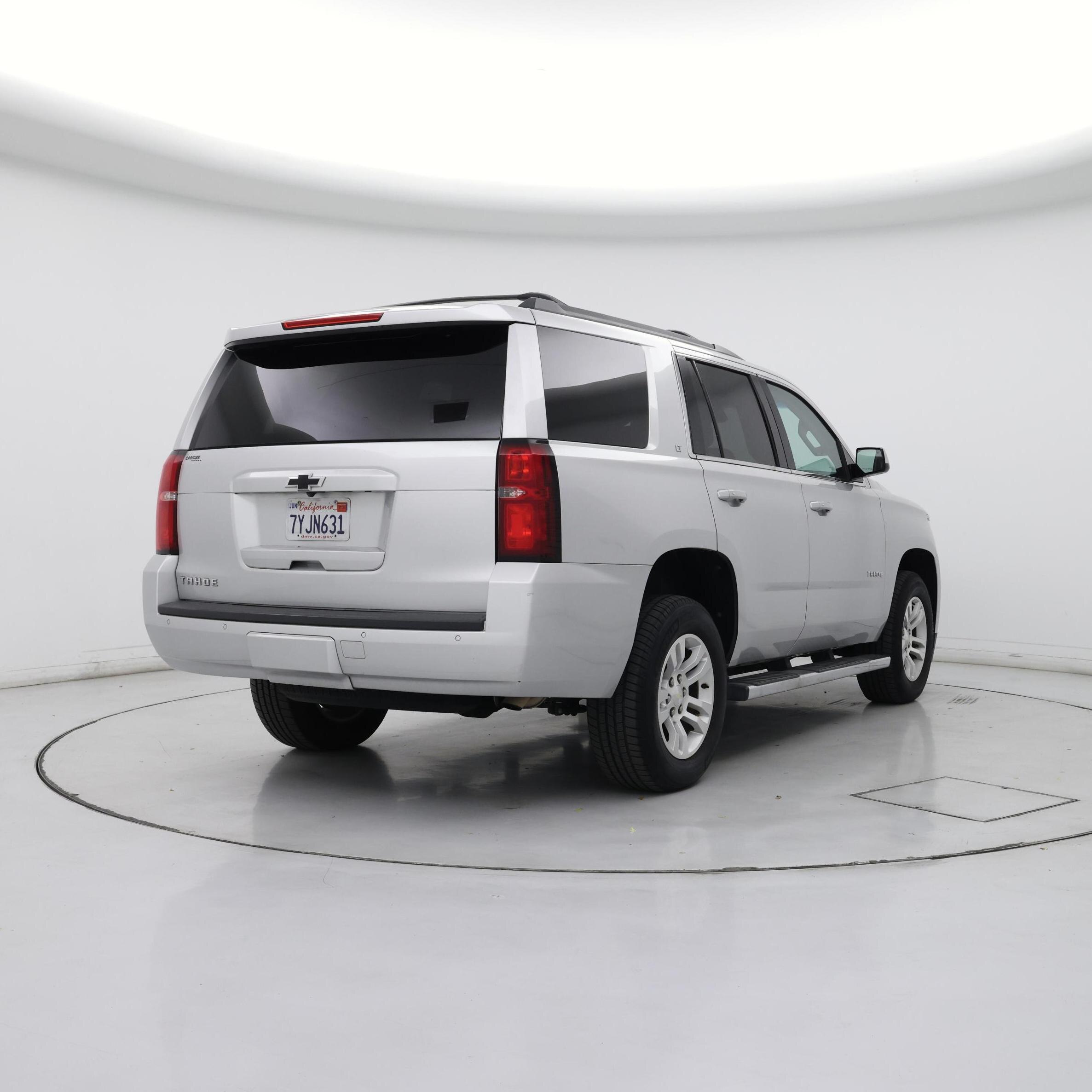 Thumbnail: 2017 Chevrolet Tahoe - 8