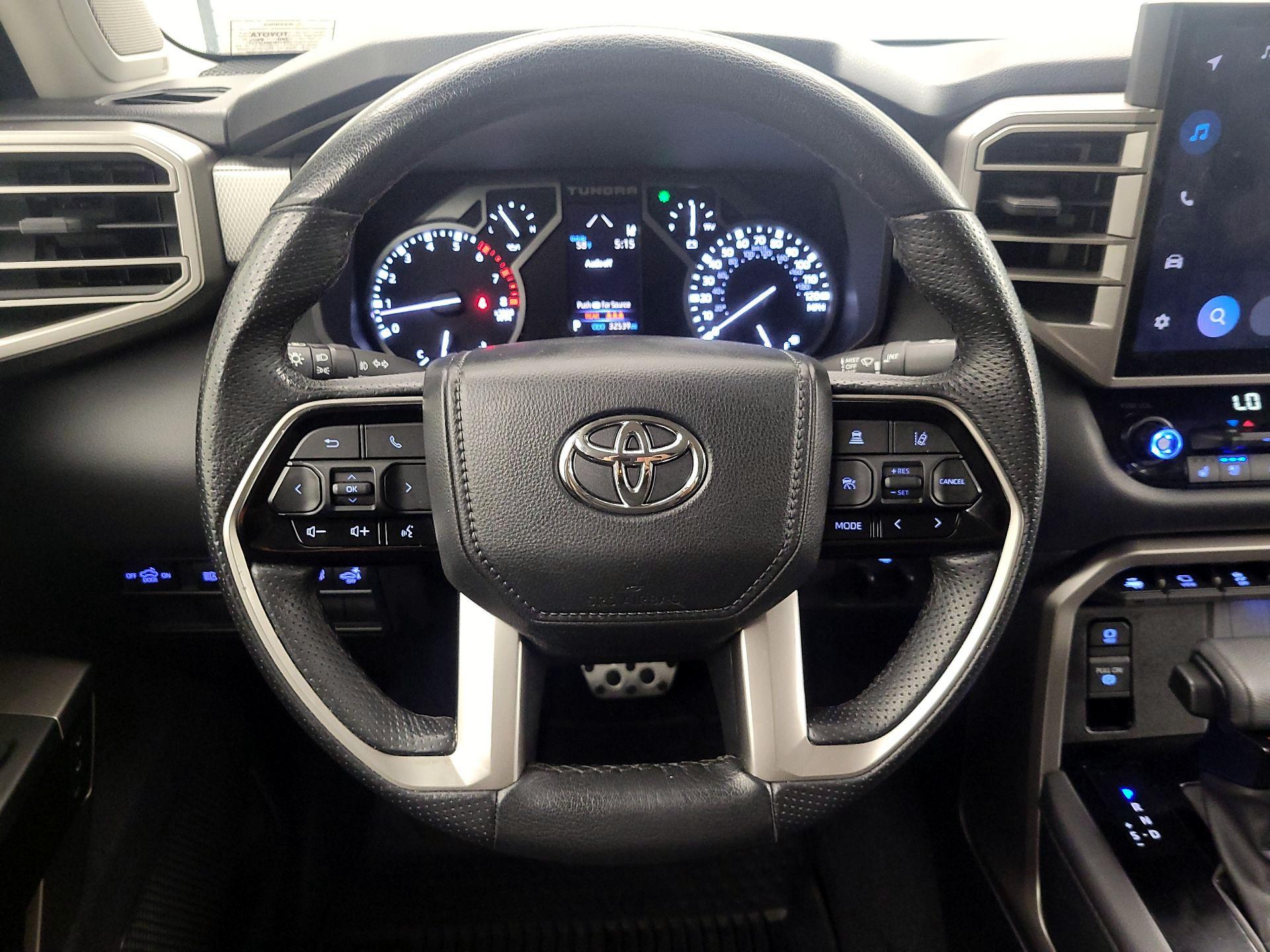Thumbnail: 2022 Toyota Tundra - 10