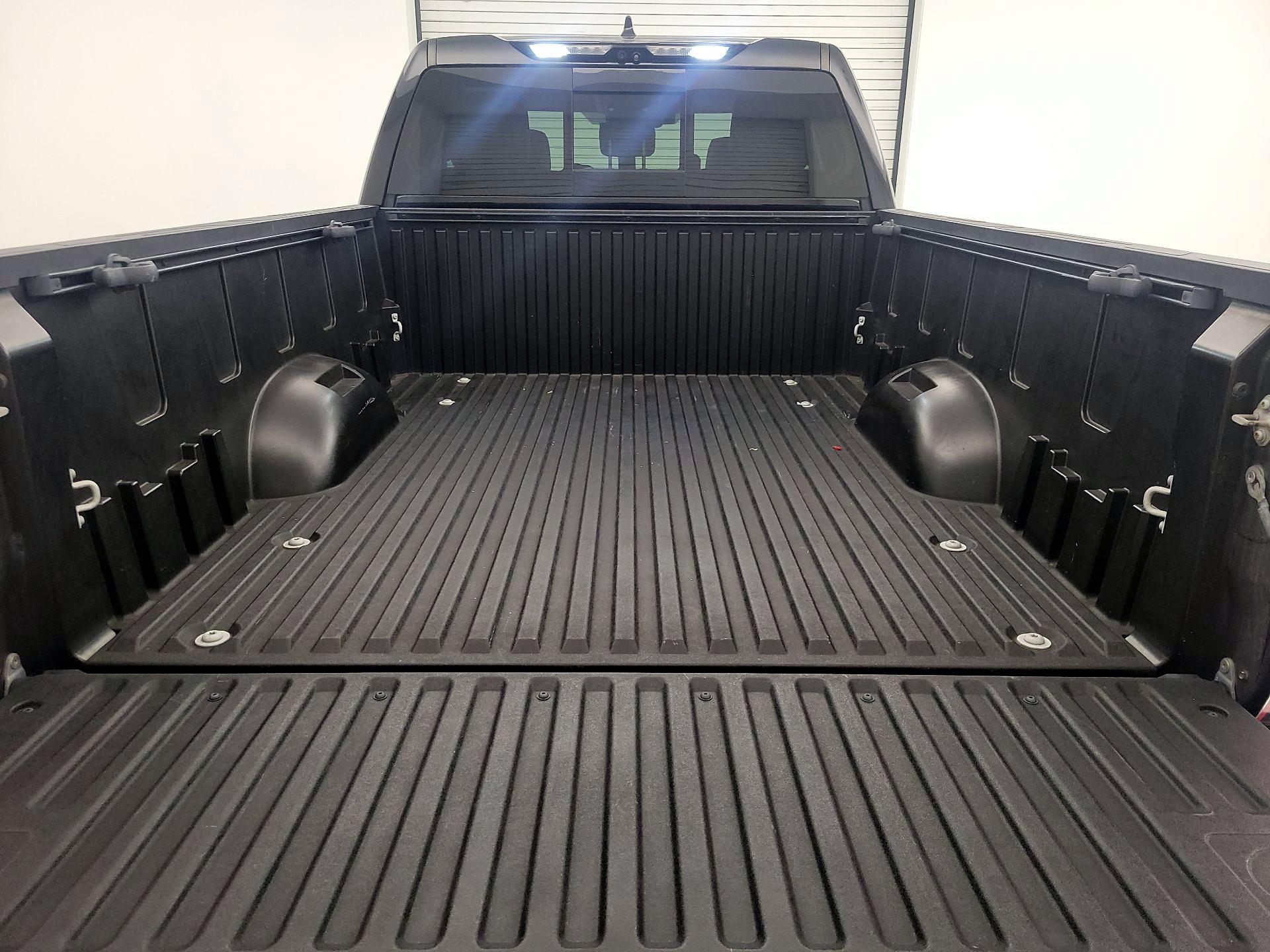 Thumbnail: 2022 Toyota Tundra - 20