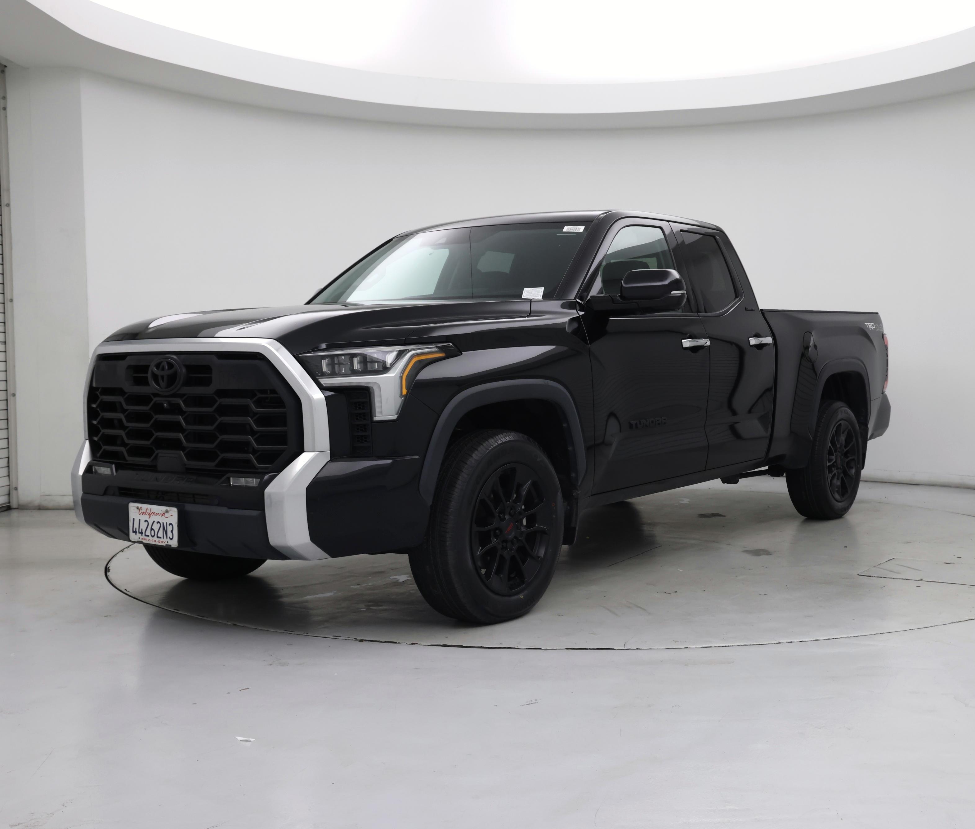 Thumbnail: 2022 Toyota Tundra - 4