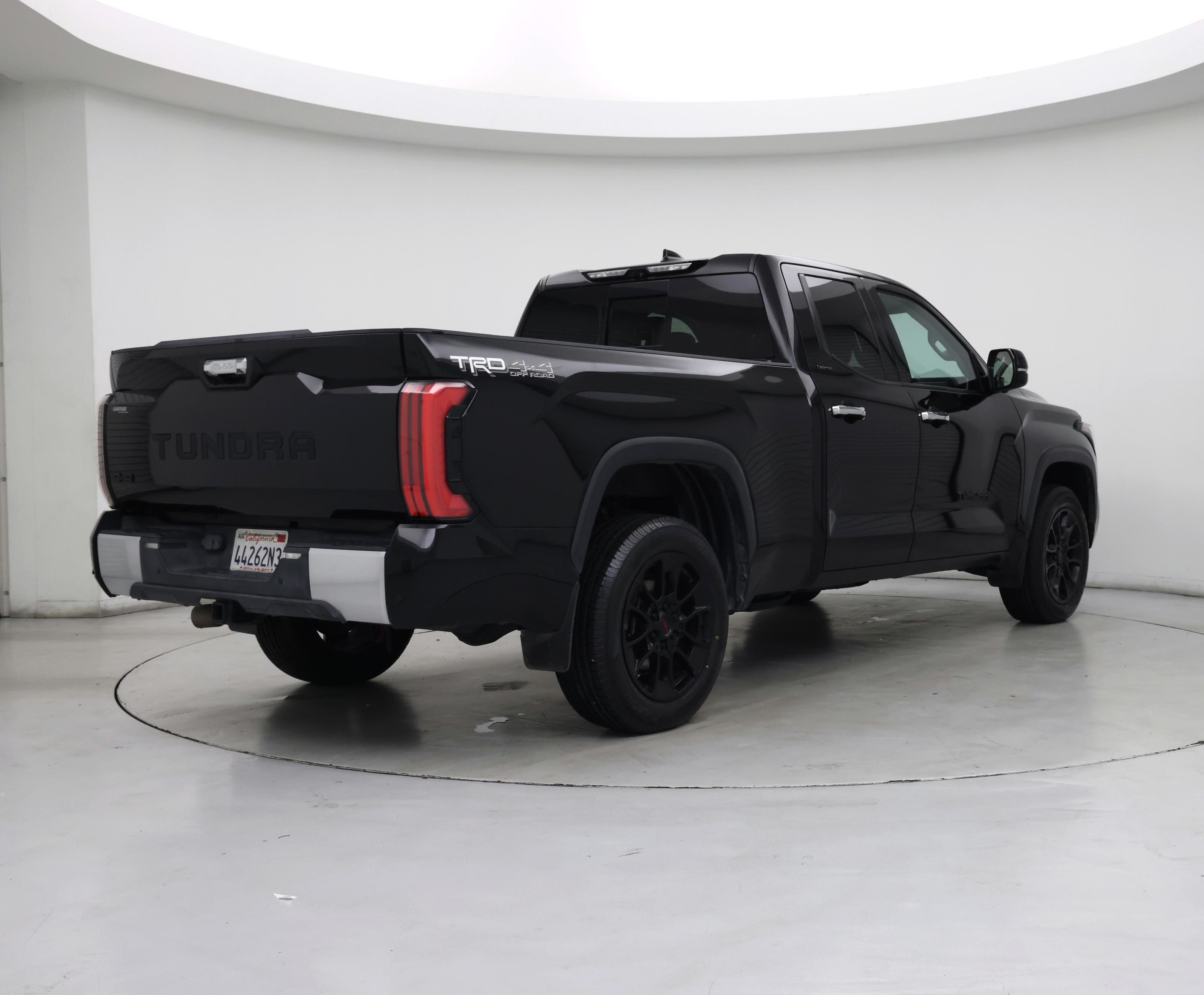Thumbnail: 2022 Toyota Tundra - 8