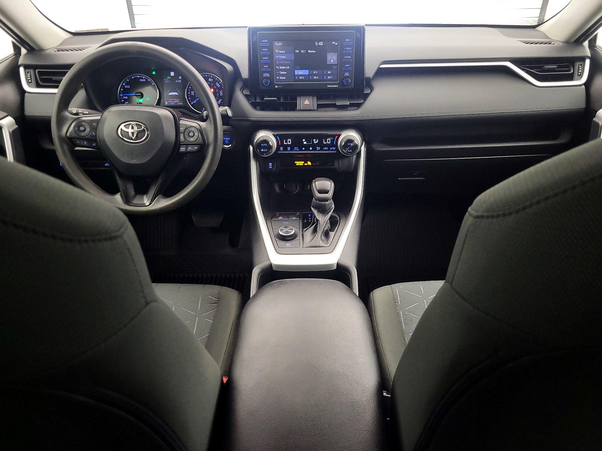 Thumbnail: 2022 Toyota RAV4 - 9