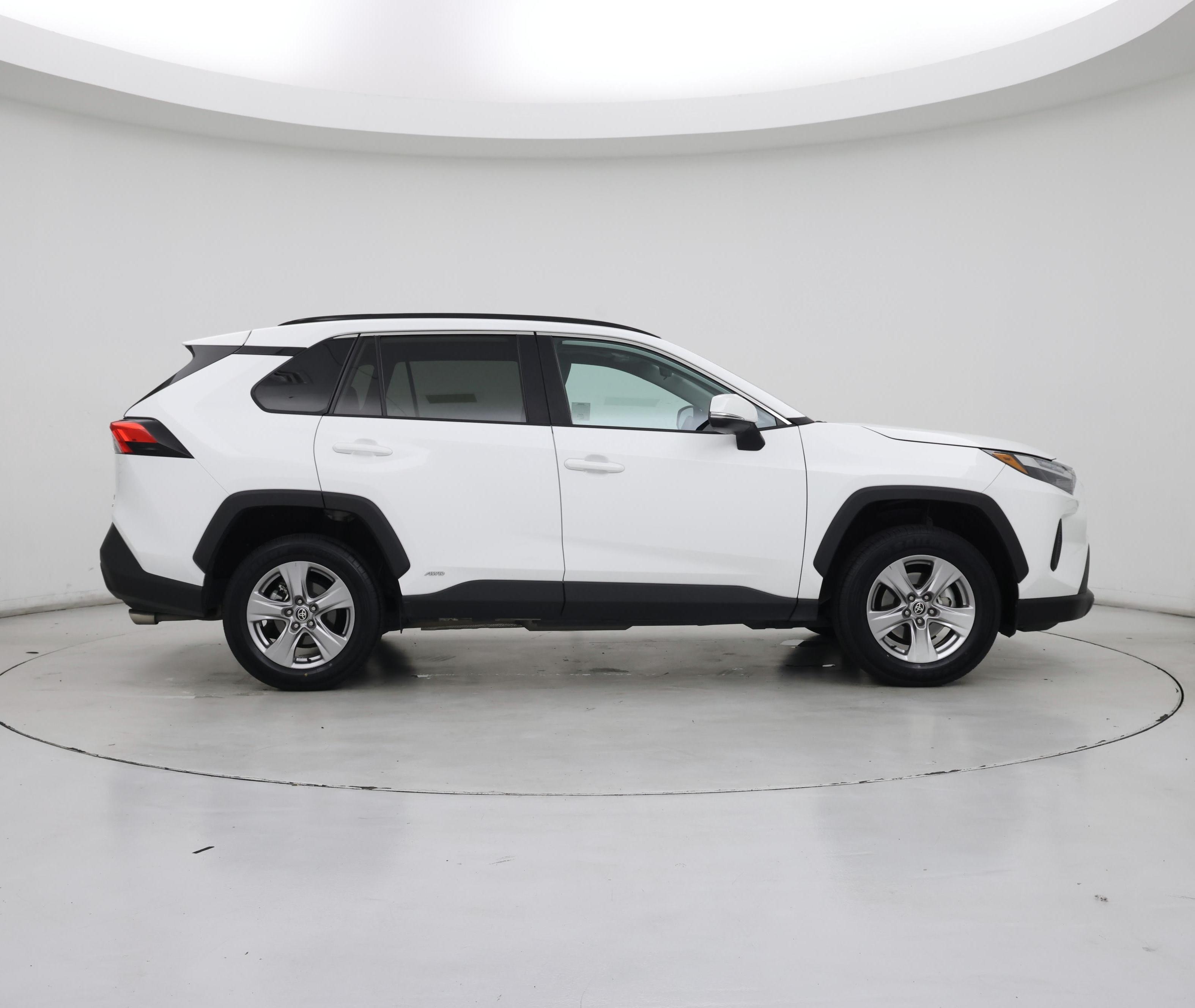 Thumbnail: 2022 Toyota RAV4 - 7