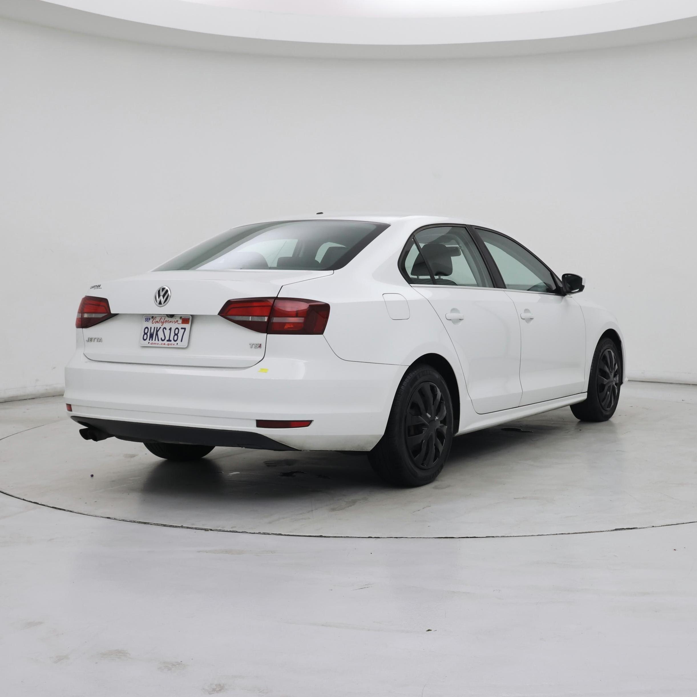 Thumbnail: 2017 Volkswagen Jetta - 8