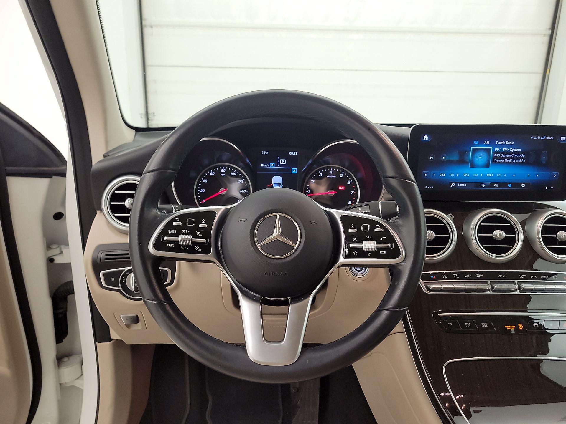 Thumbnail: 2022 Mercedes-Benz GLC - 10