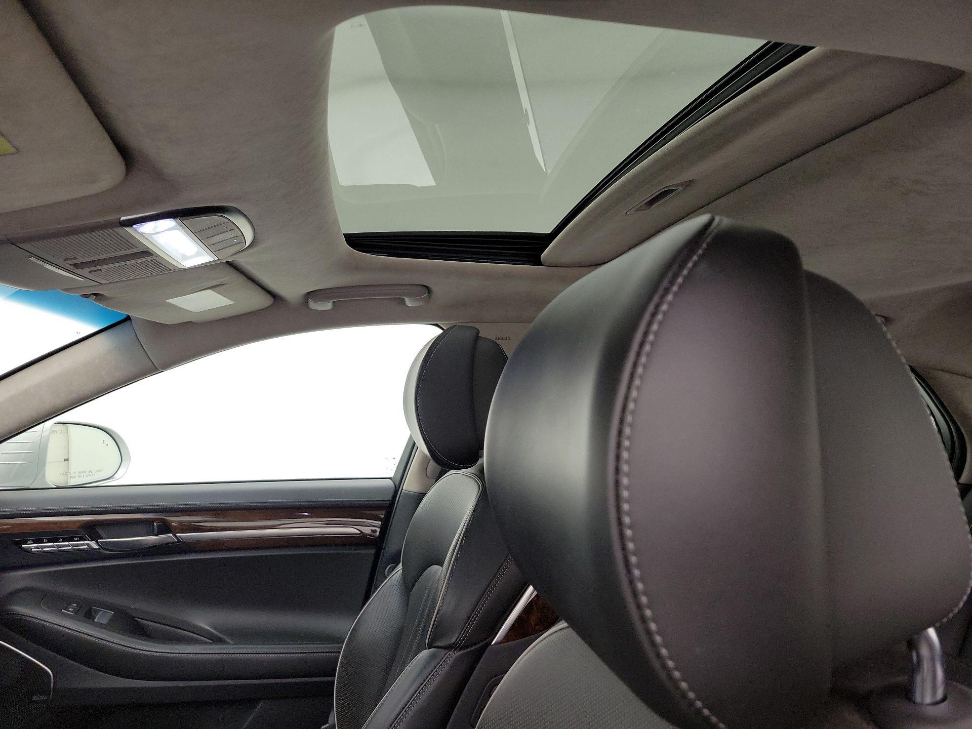 Thumbnail: 2017 Genesis G90 - 20