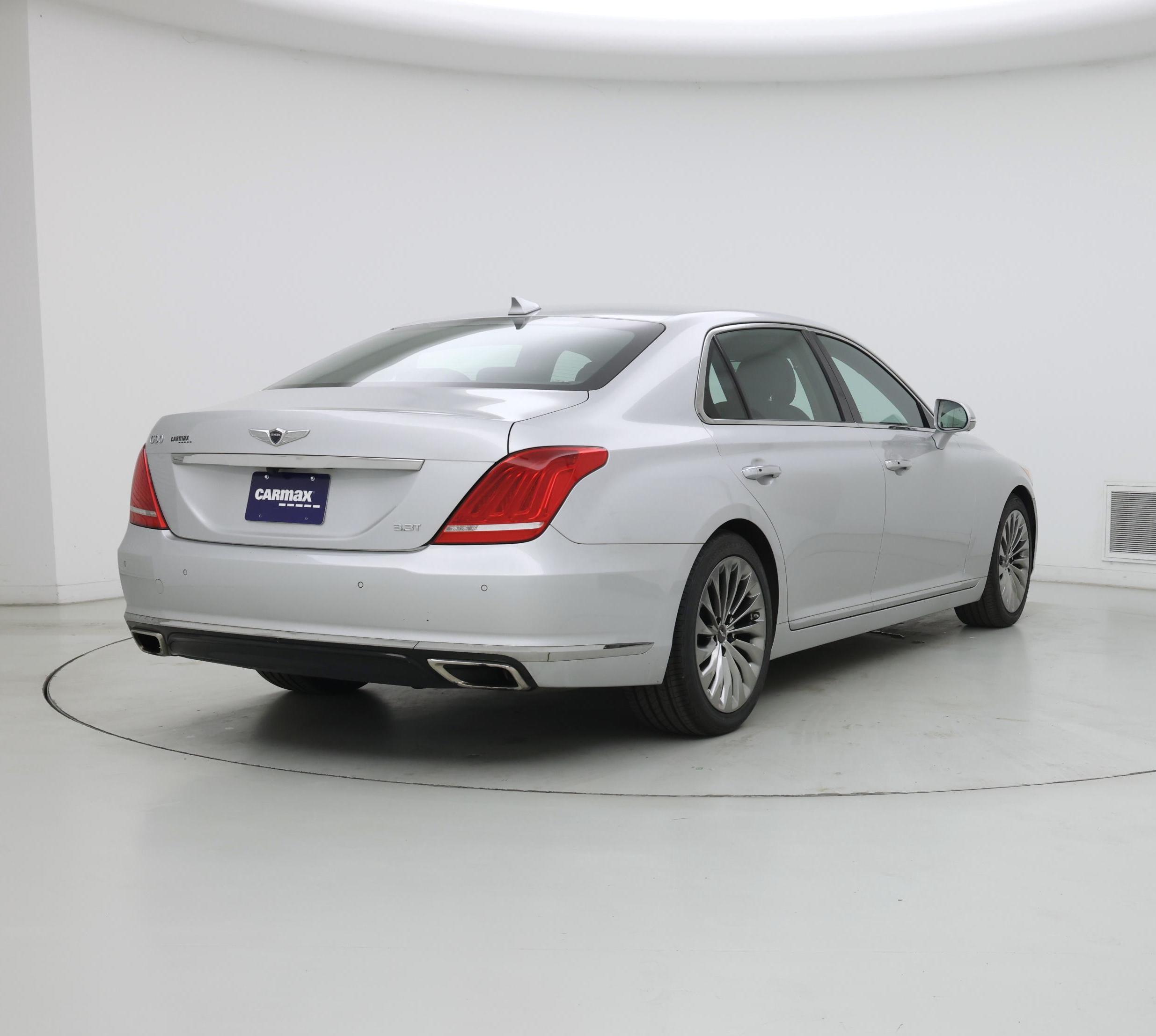 Thumbnail: 2017 Genesis G90 - 8