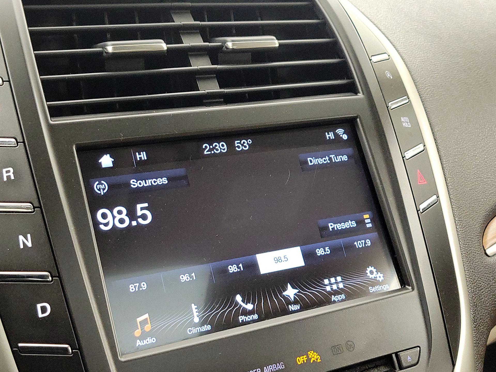 Thumbnail: 2018 Lincoln MKC - 16