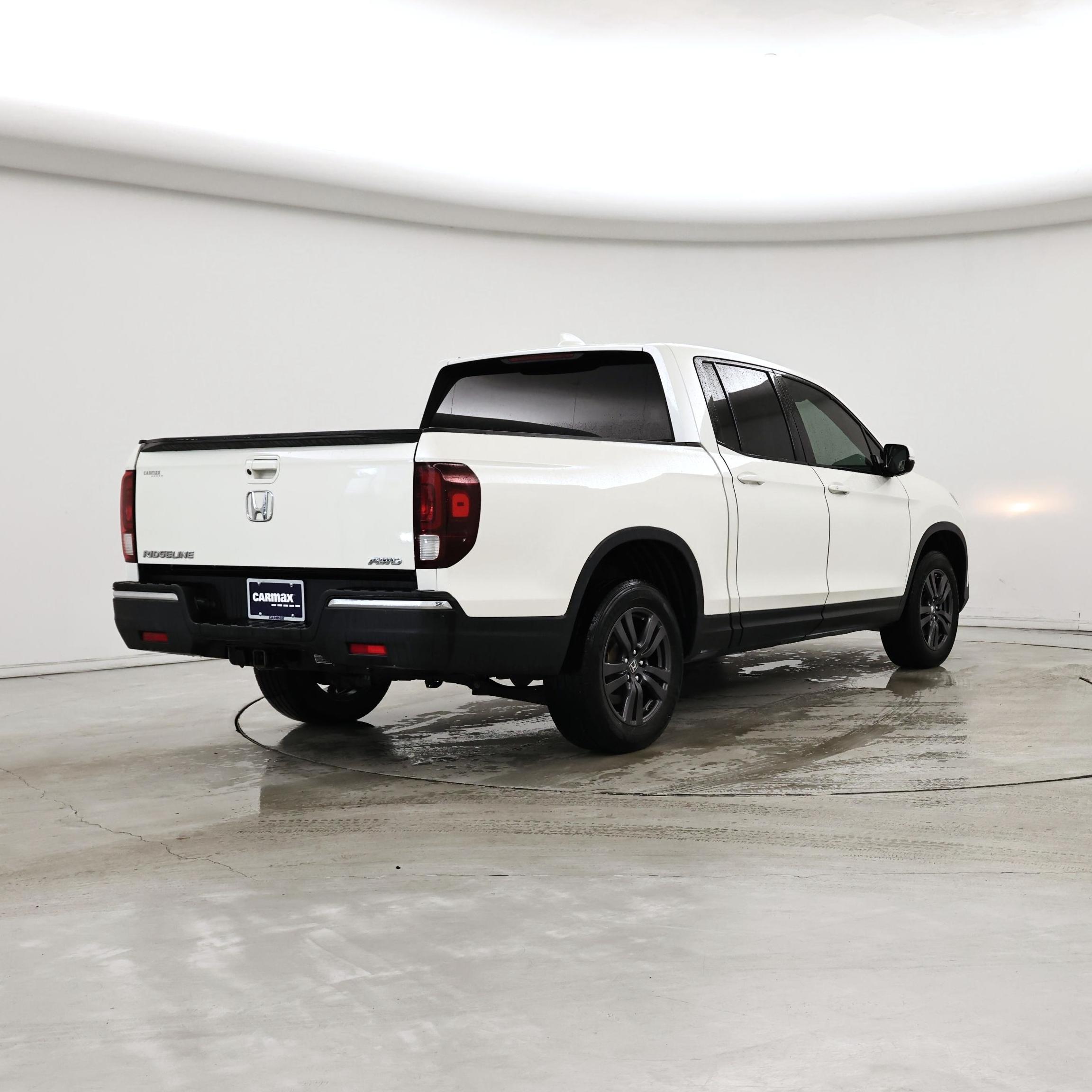 Thumbnail: 2019 Honda Ridgeline - 8