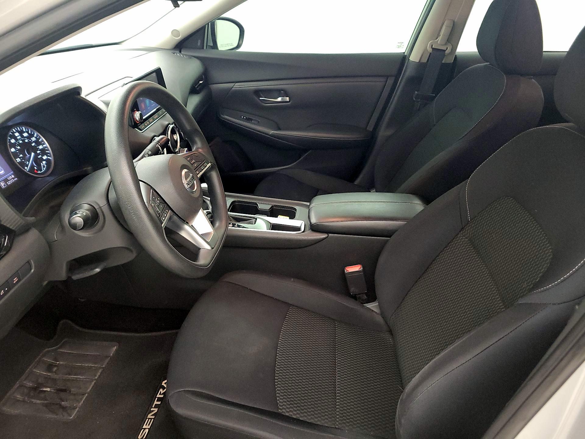 Thumbnail: 2020 Nissan Sentra - 11