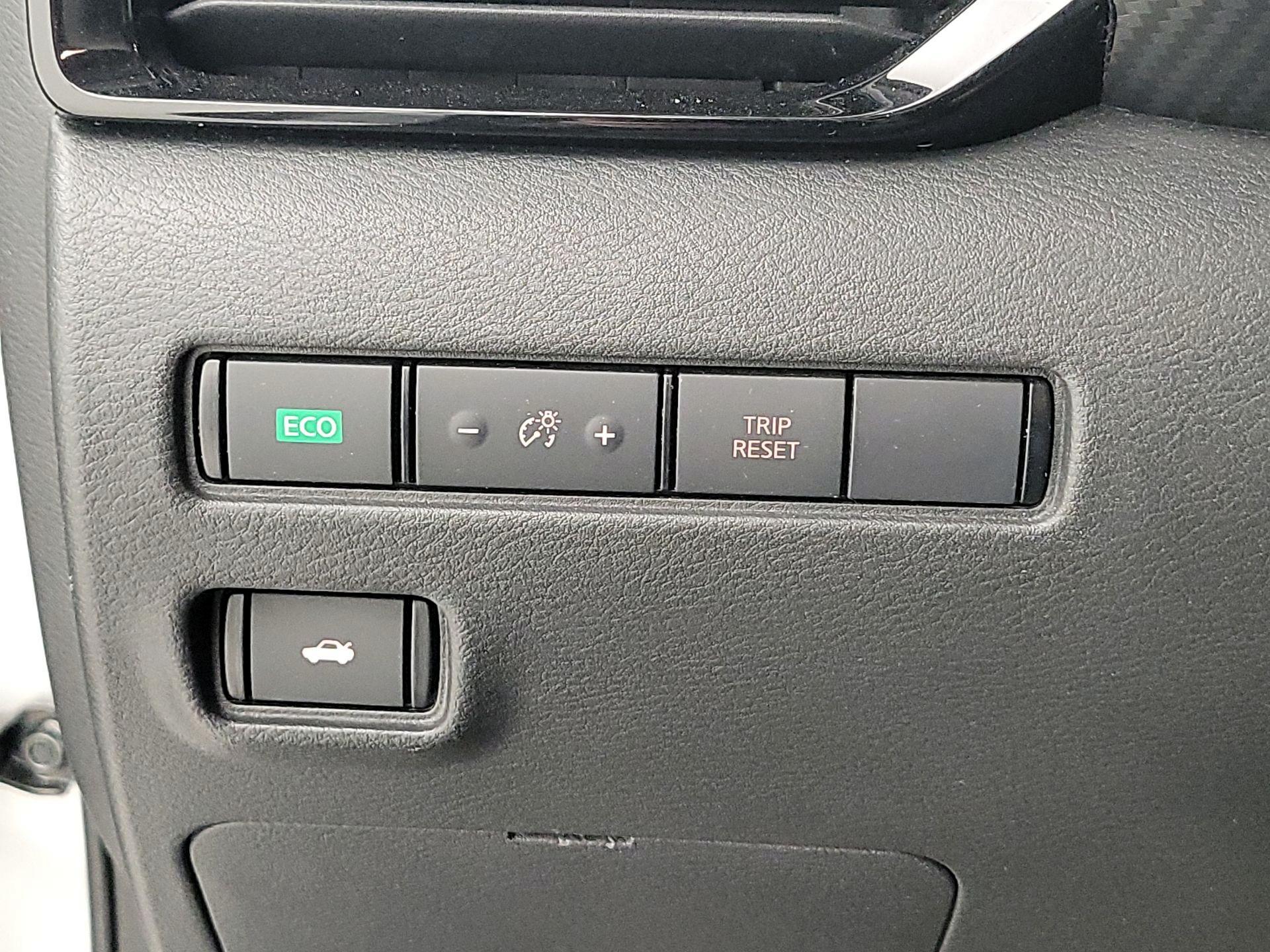 Thumbnail: 2020 Nissan Sentra - 13