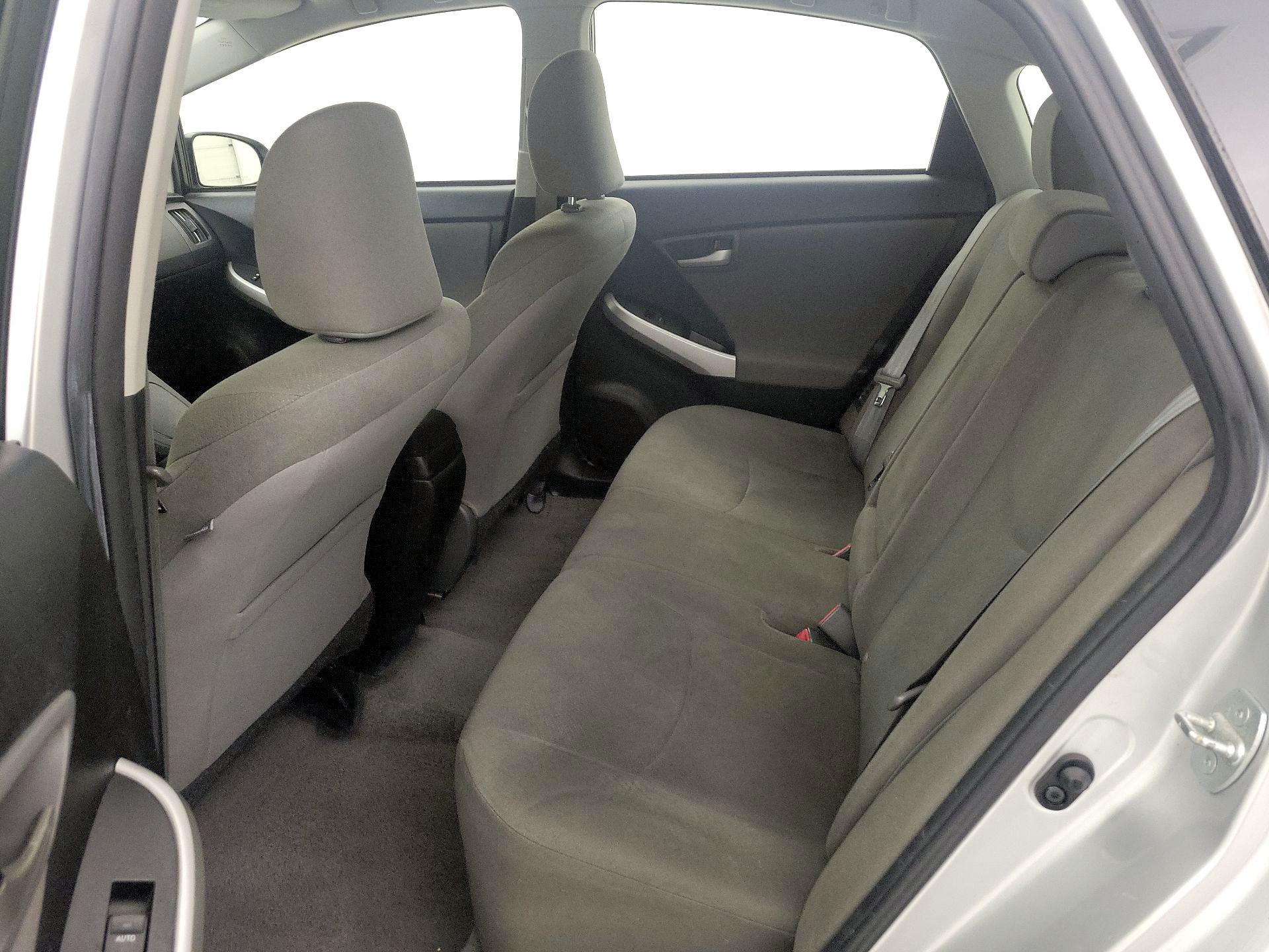 Thumbnail: 2014 Toyota Prius - 18