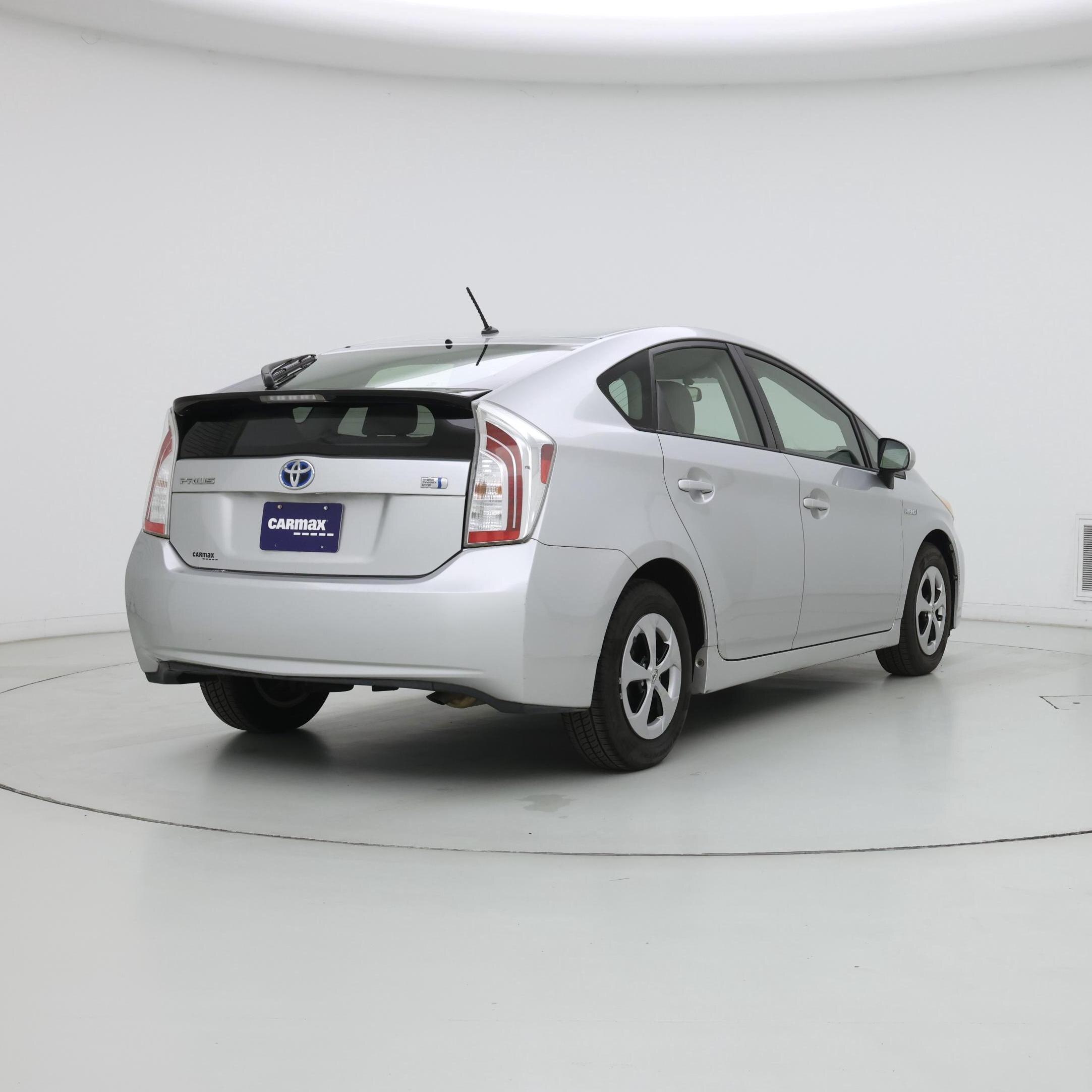 Thumbnail: 2014 Toyota Prius - 8