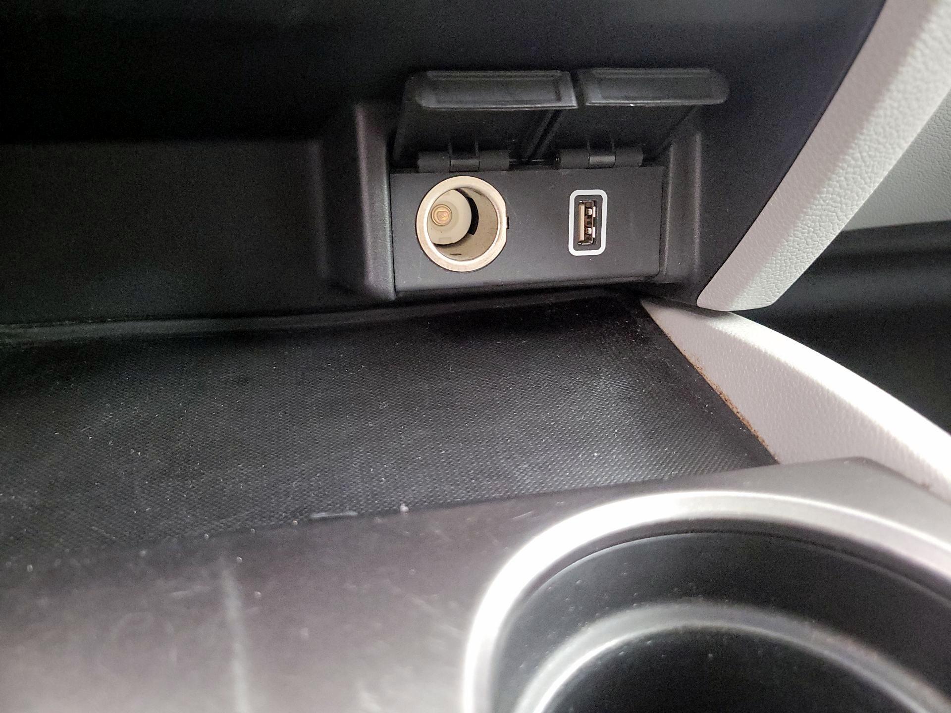 Thumbnail: 2019 Honda Pilot - 18