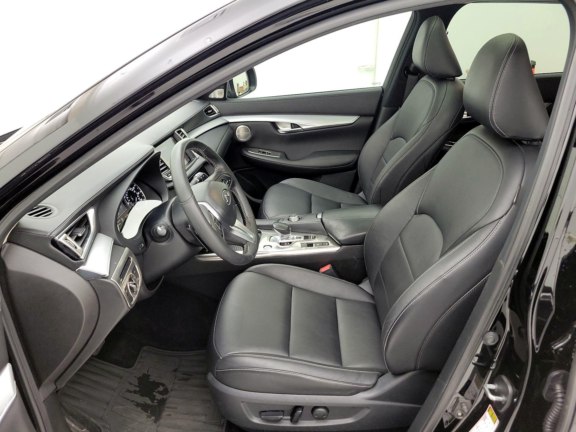 Thumbnail: 2019 INFINITI QX50 - 11