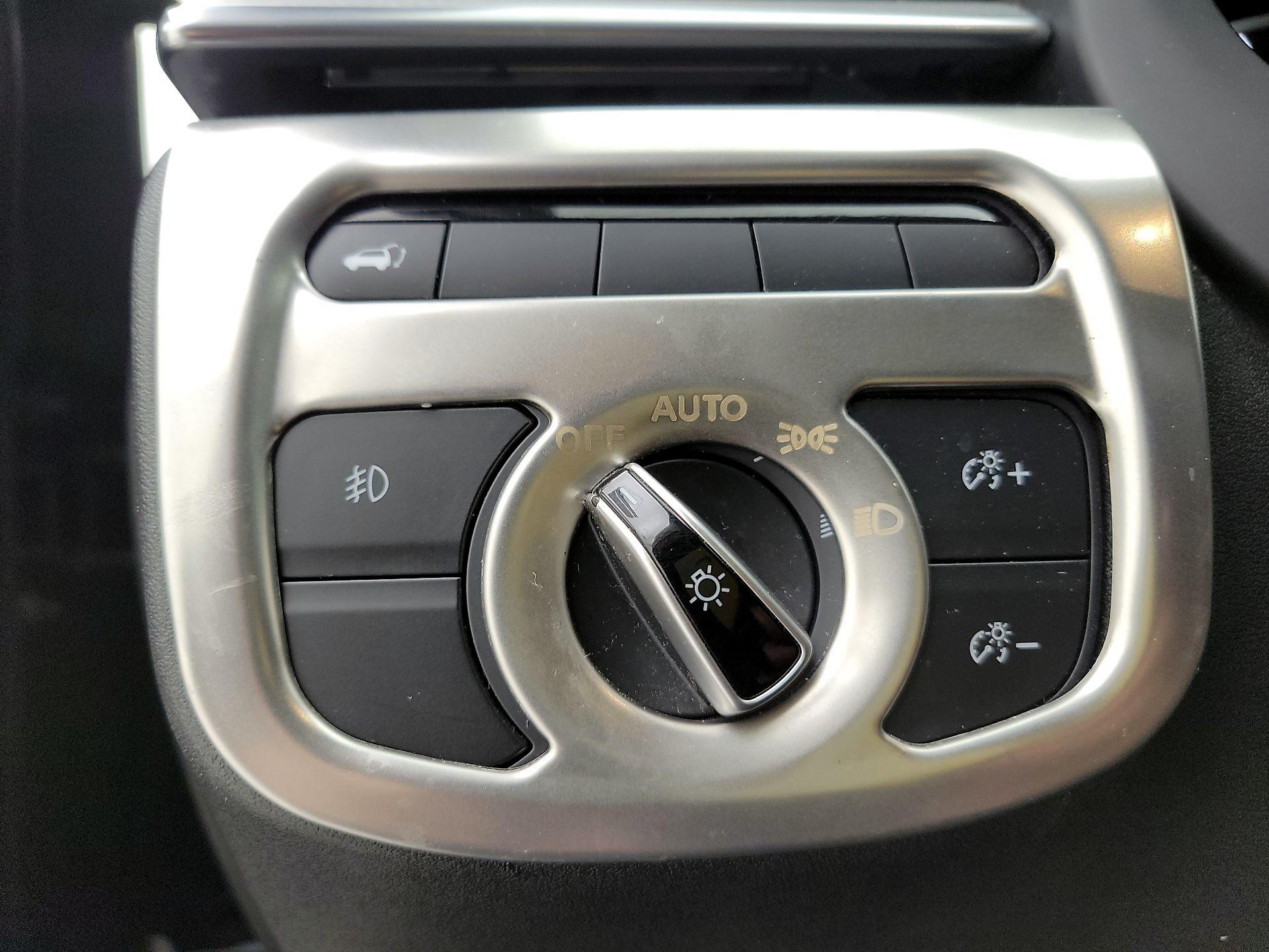 Thumbnail: 2019 INFINITI QX50 - 13