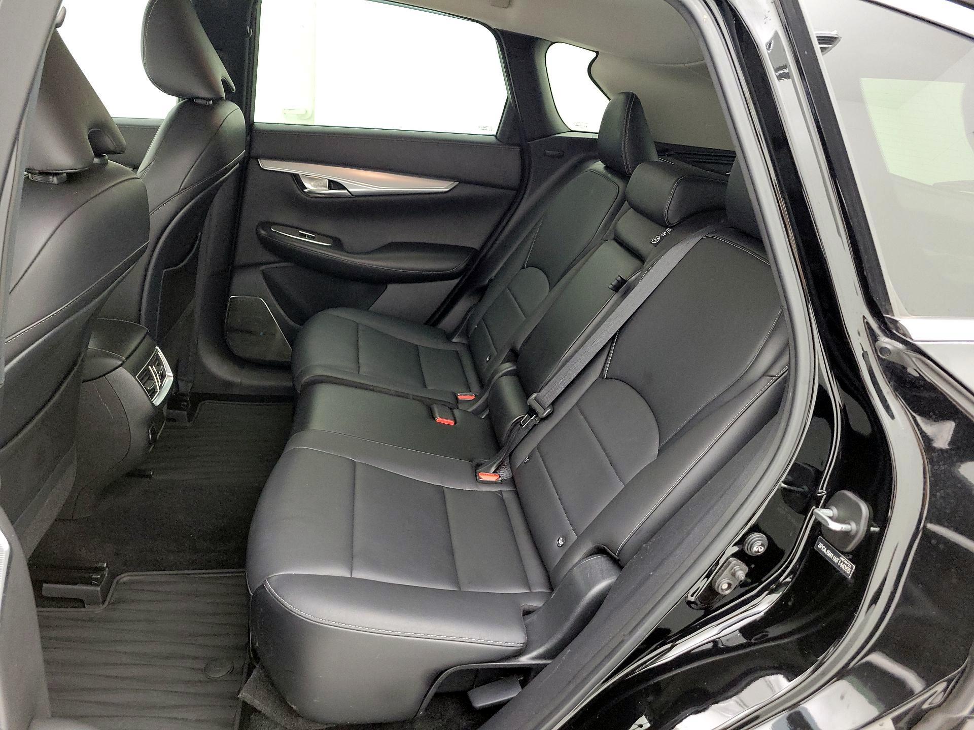 Thumbnail: 2019 INFINITI QX50 - 20