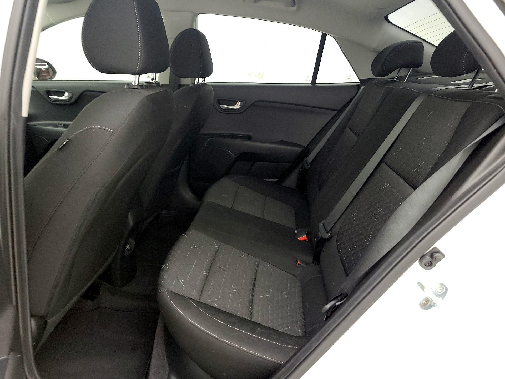 Thumbnail: 2021 Kia Rio - 19