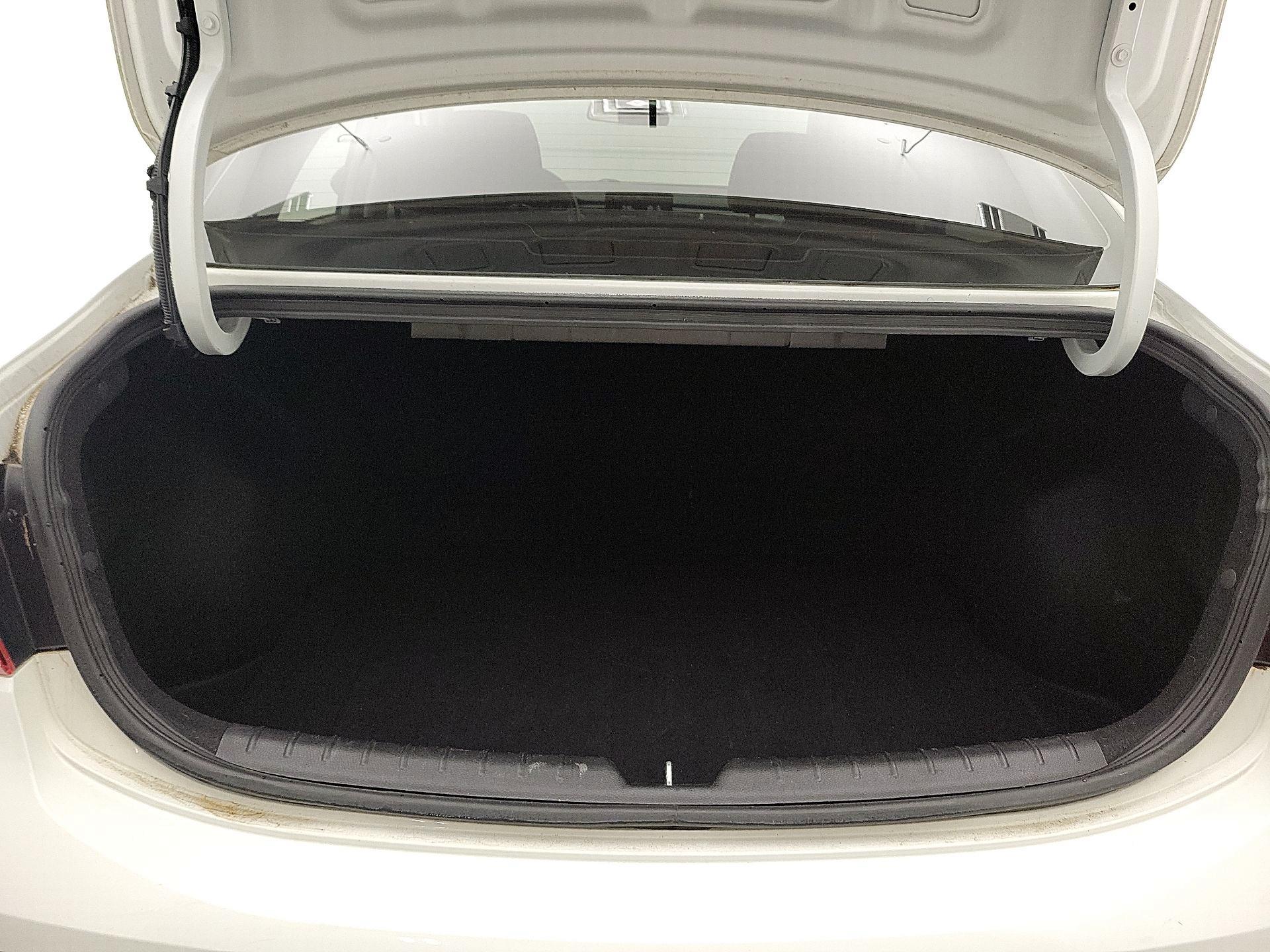 Thumbnail: 2021 Kia Rio - 20