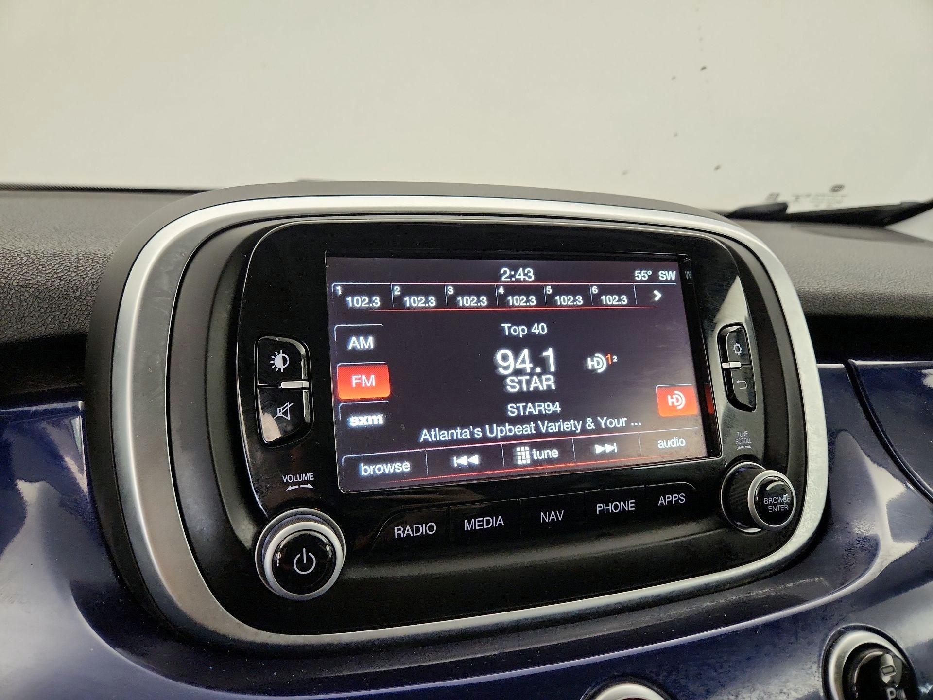 Thumbnail: 2016 Fiat 500X - 16