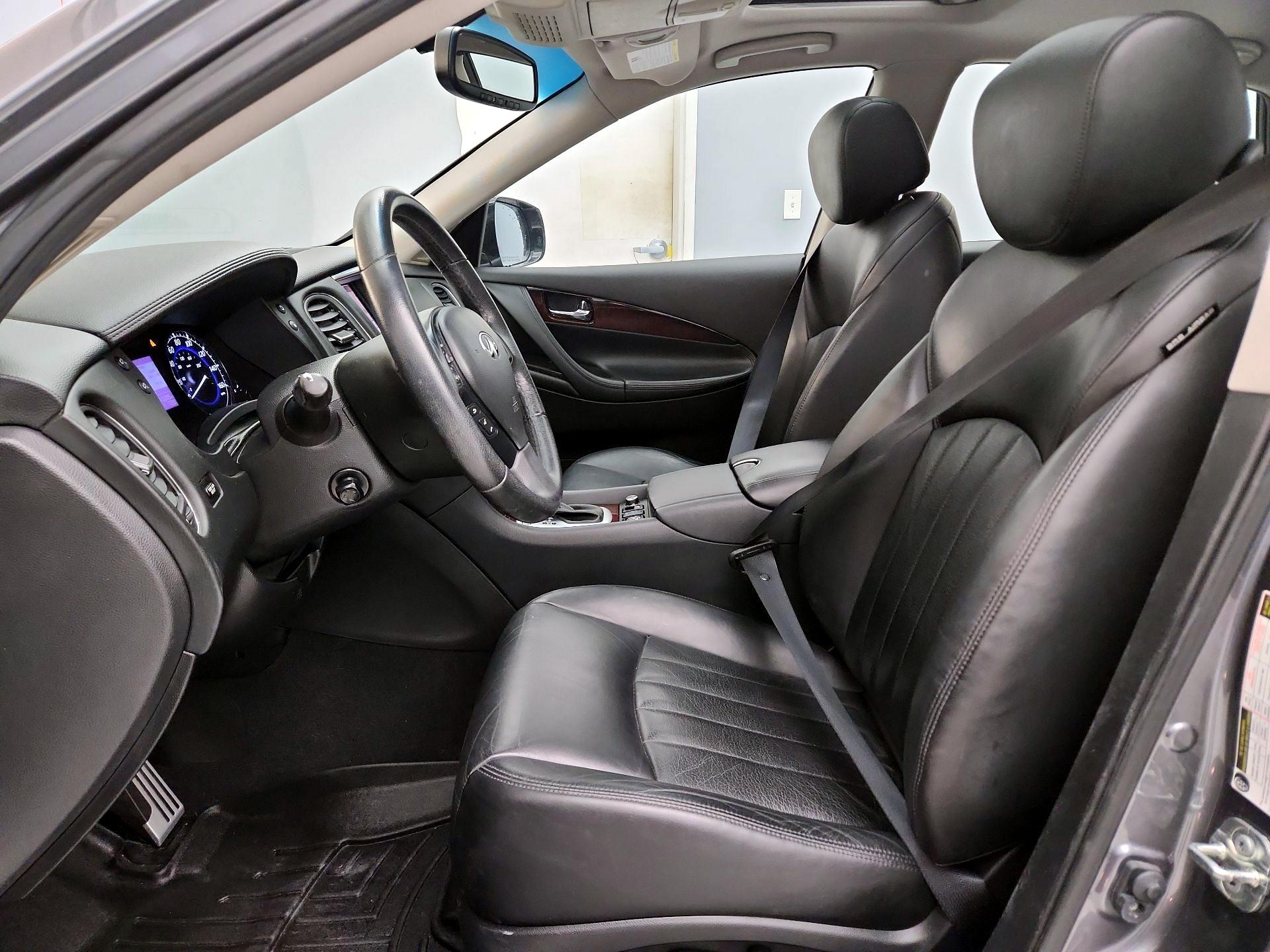 Thumbnail: 2017 INFINITI QX50 - 11