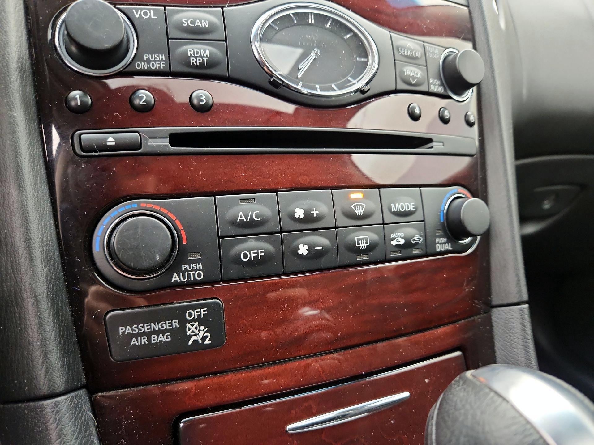 Thumbnail: 2017 INFINITI QX50 - 17