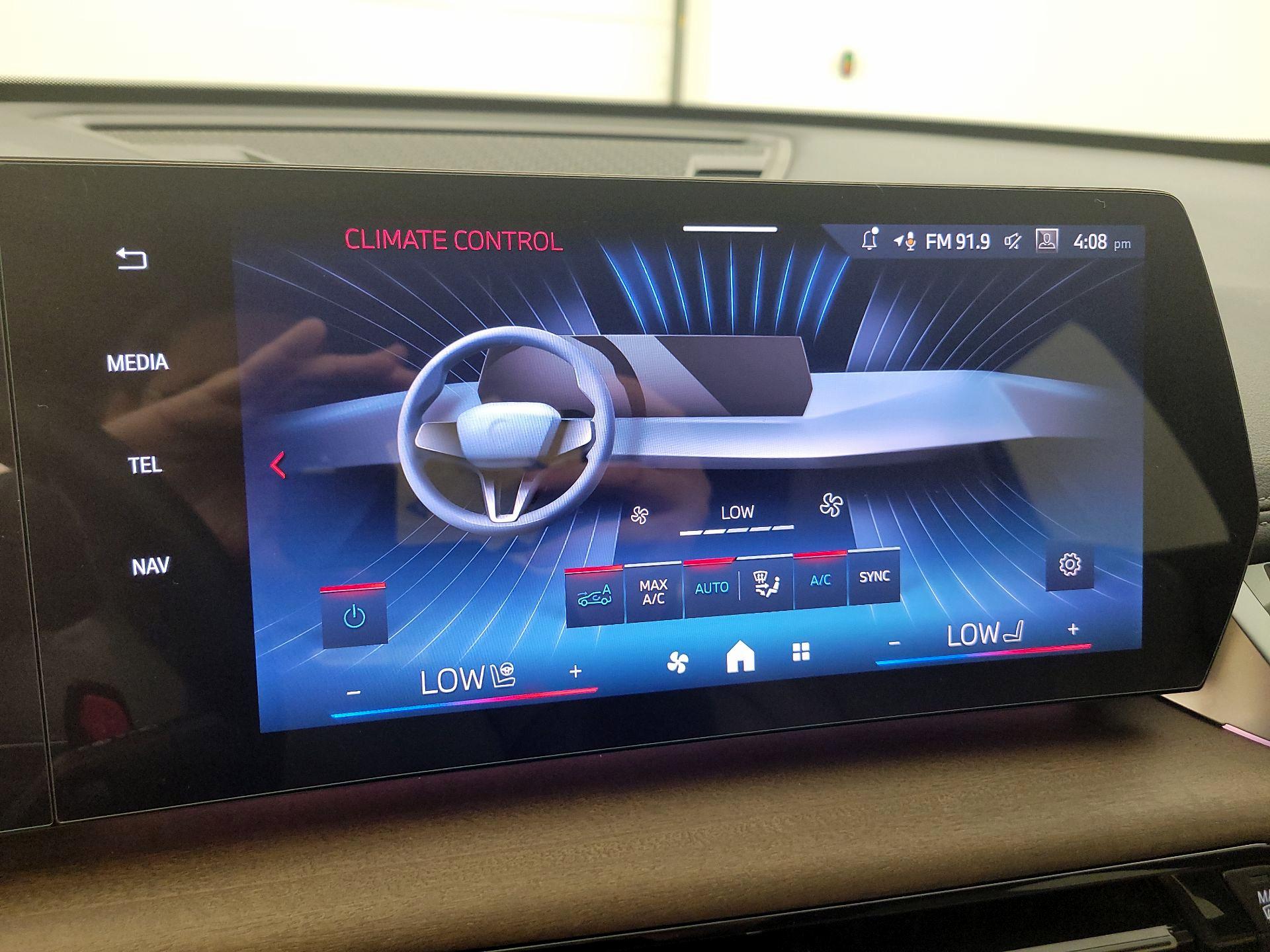 Thumbnail: 2025 BMW X1 - 16