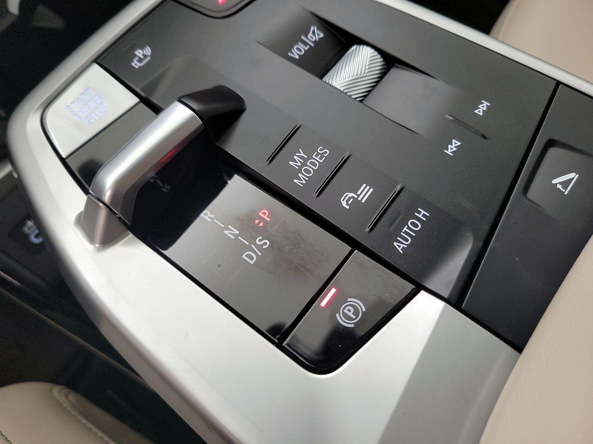 Thumbnail: 2025 BMW X1 - 17