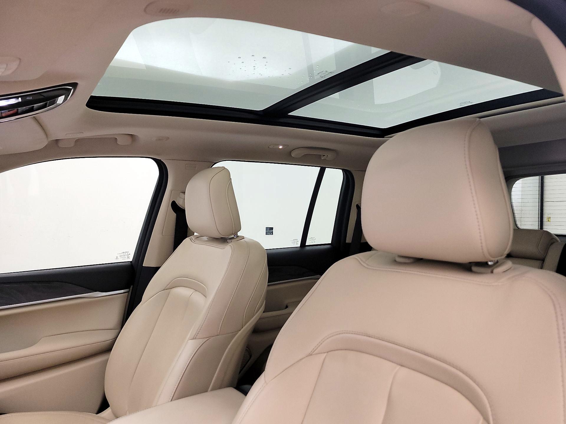 Thumbnail: 2022 Jeep Grand Cherokee - 20