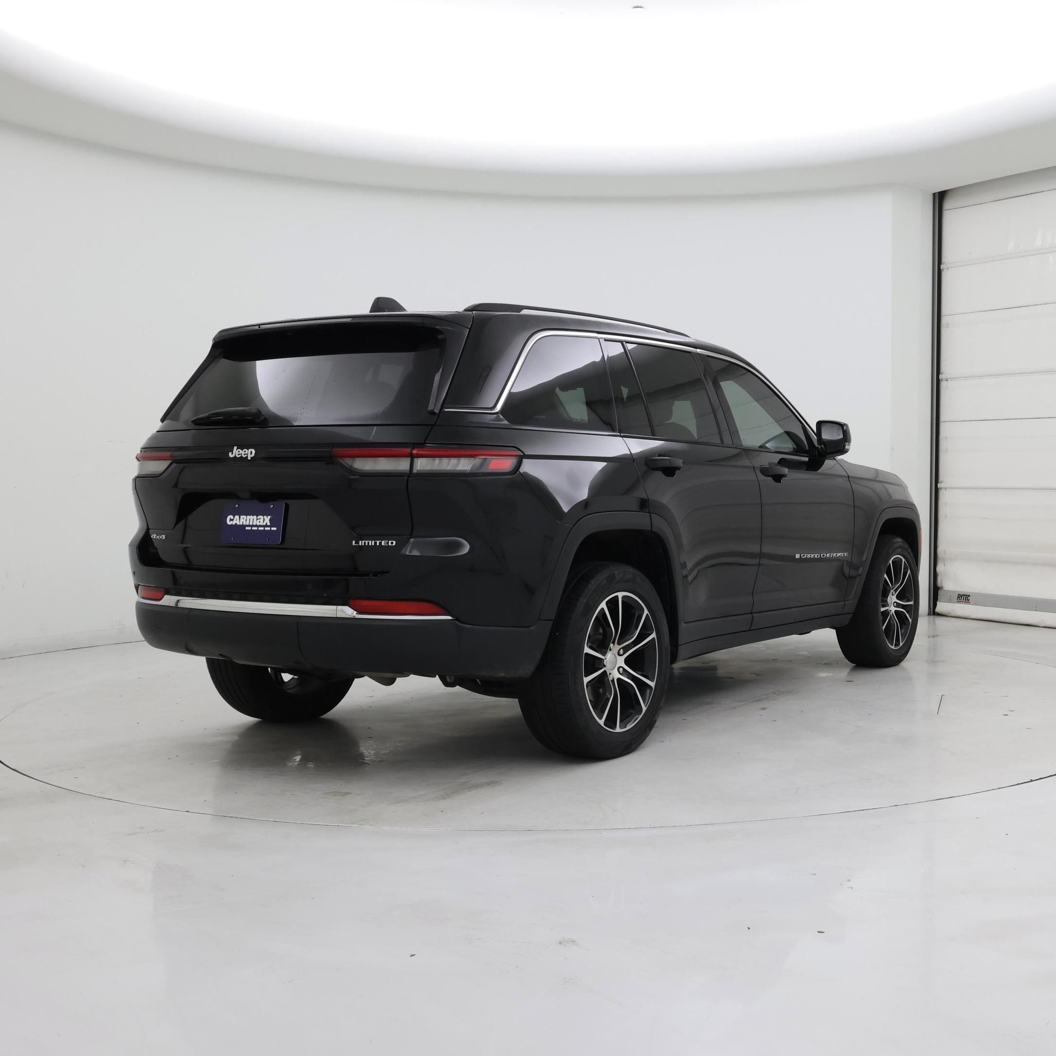 Thumbnail: 2022 Jeep Grand Cherokee - 8