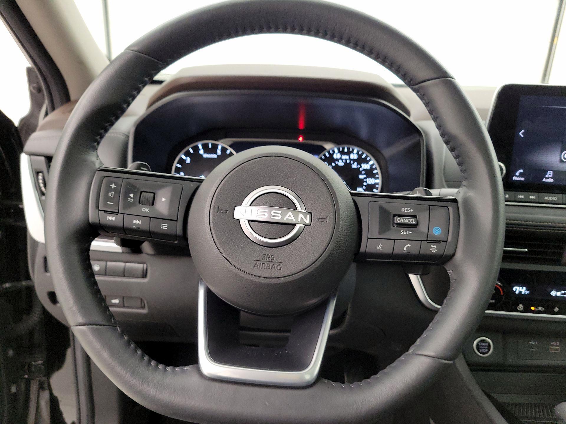 Thumbnail: 2023 Nissan Rogue - 10