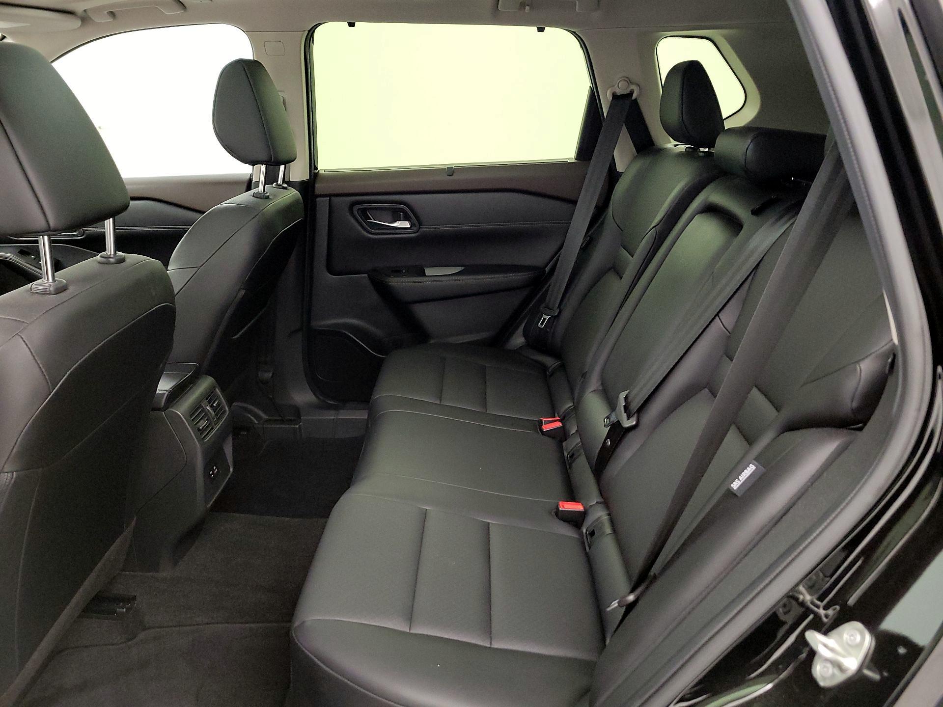 Thumbnail: 2023 Nissan Rogue - 20