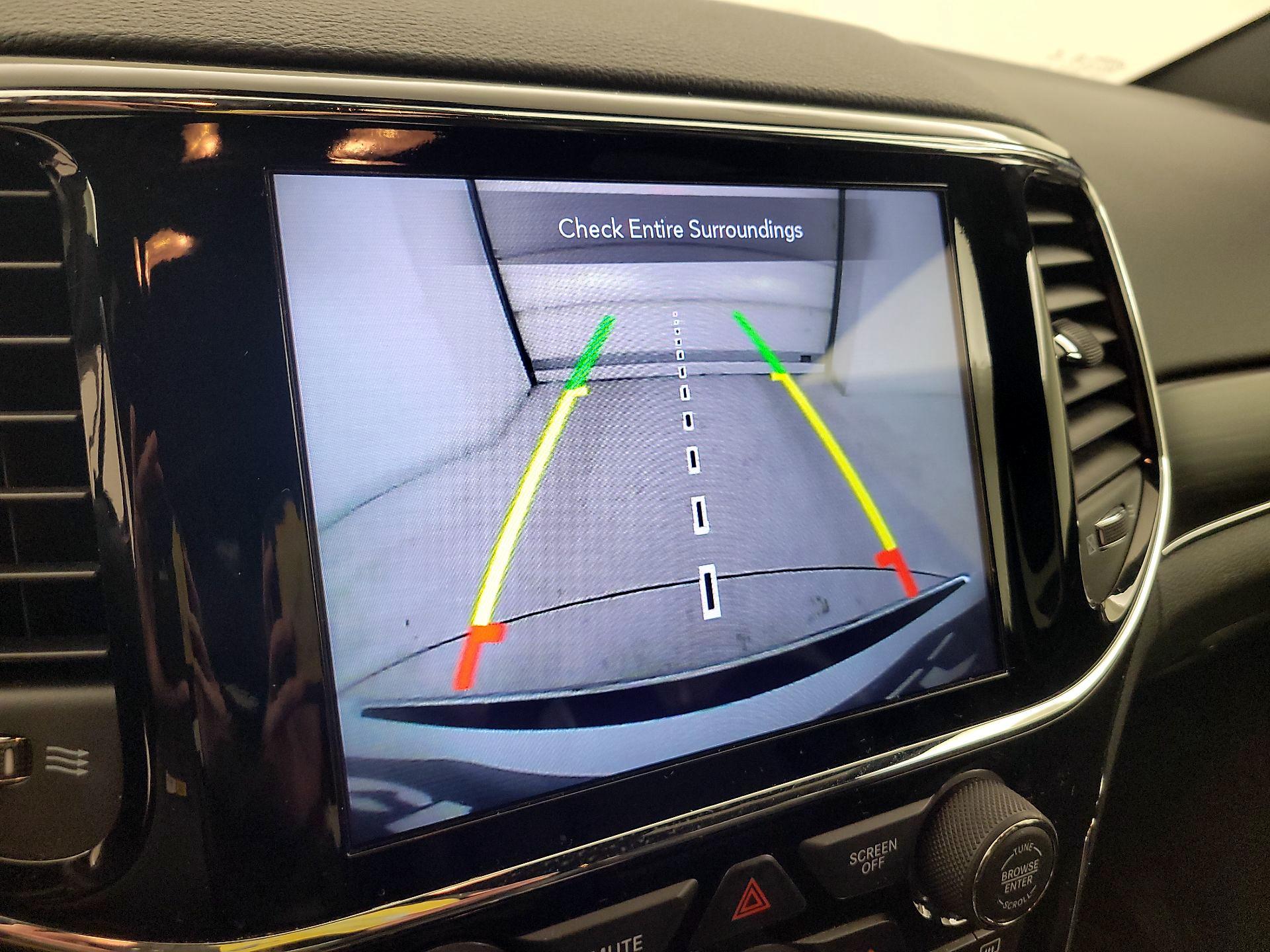 Thumbnail: 2021 Jeep Grand Cherokee - 15