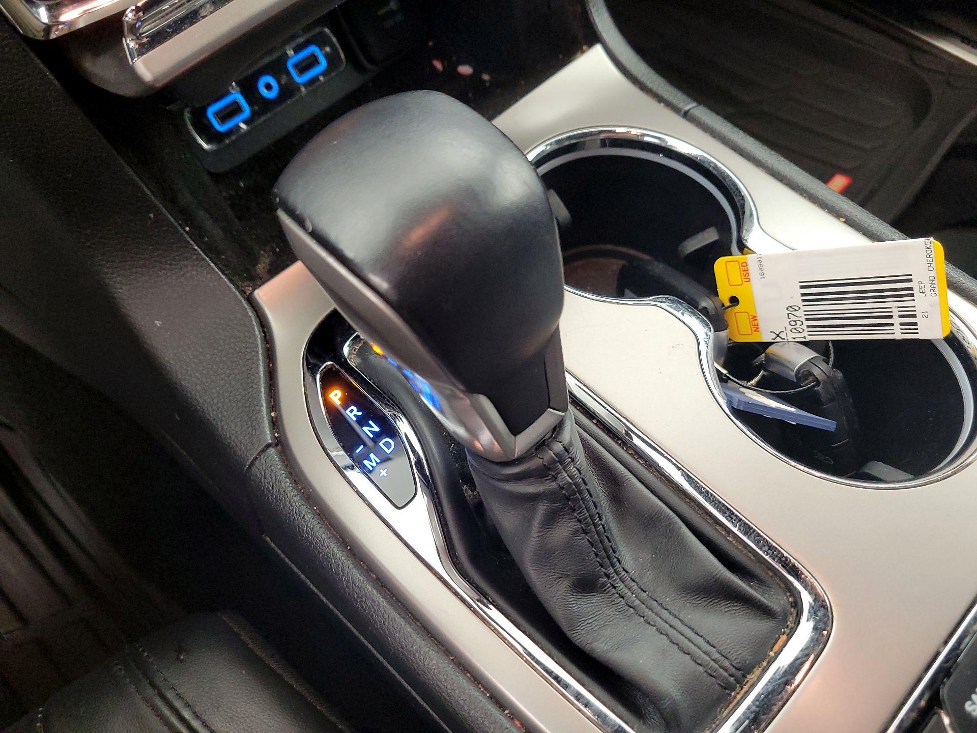 Thumbnail: 2021 Jeep Grand Cherokee - 18