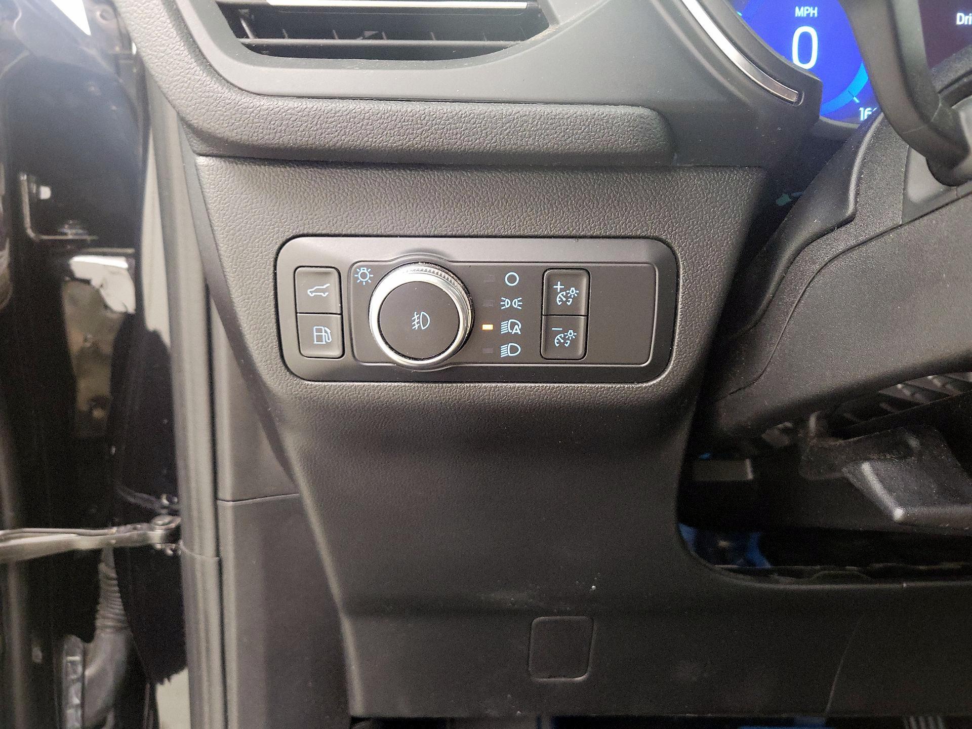 Thumbnail: 2022 Ford Escape - 13